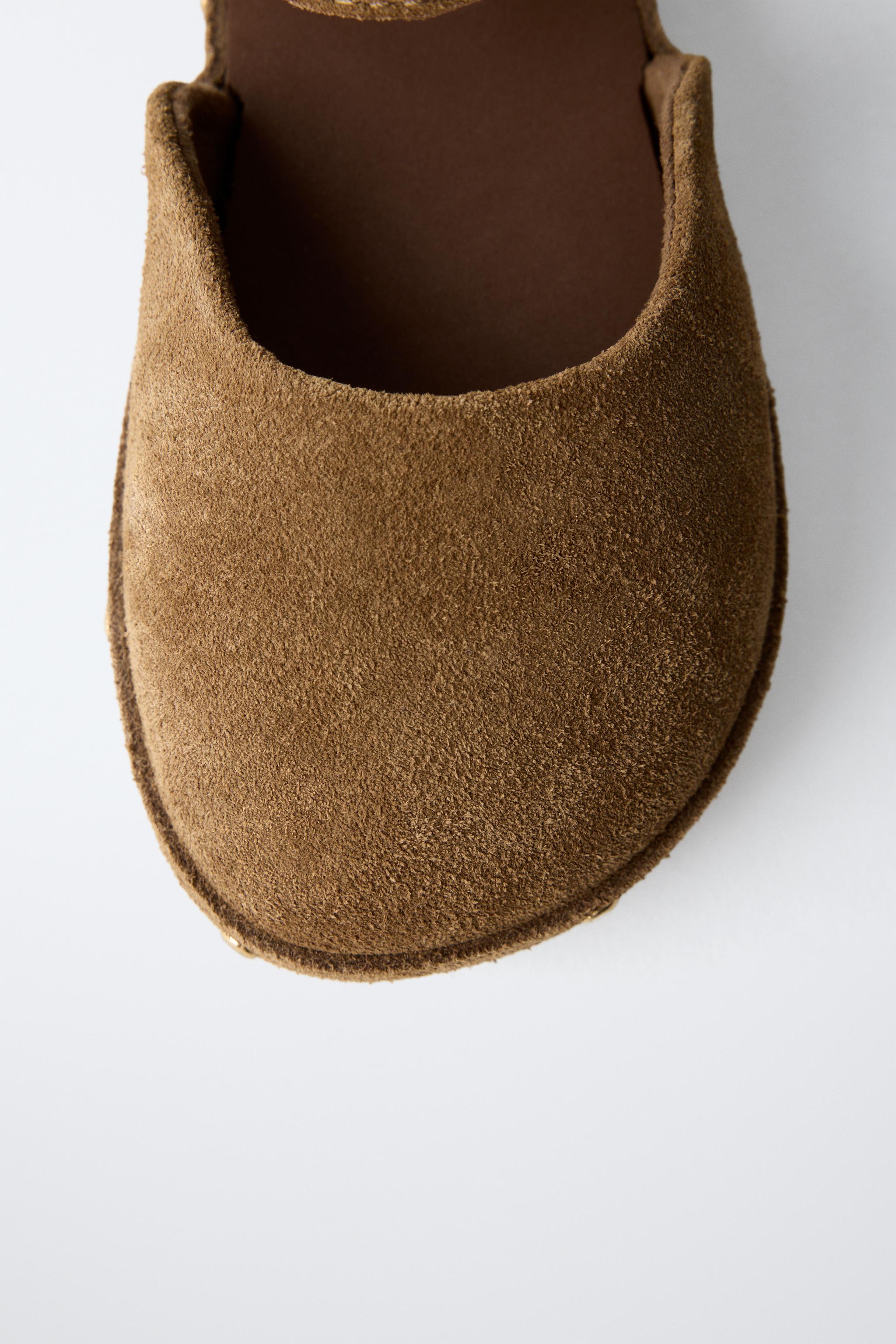 LEATHER CLOGS