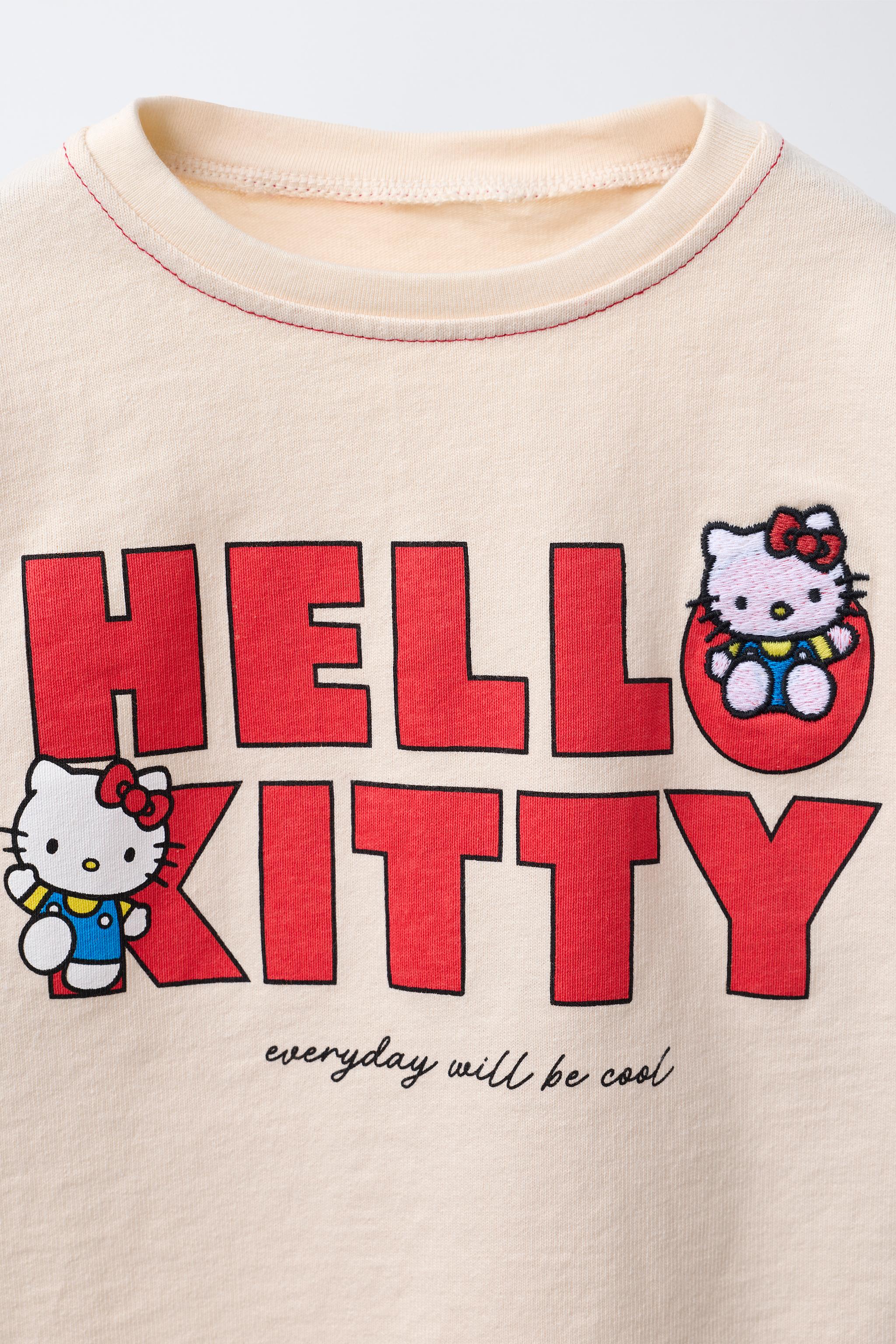 HELLO KITTY © SANRIO EMBROIDERED T-SHIRT