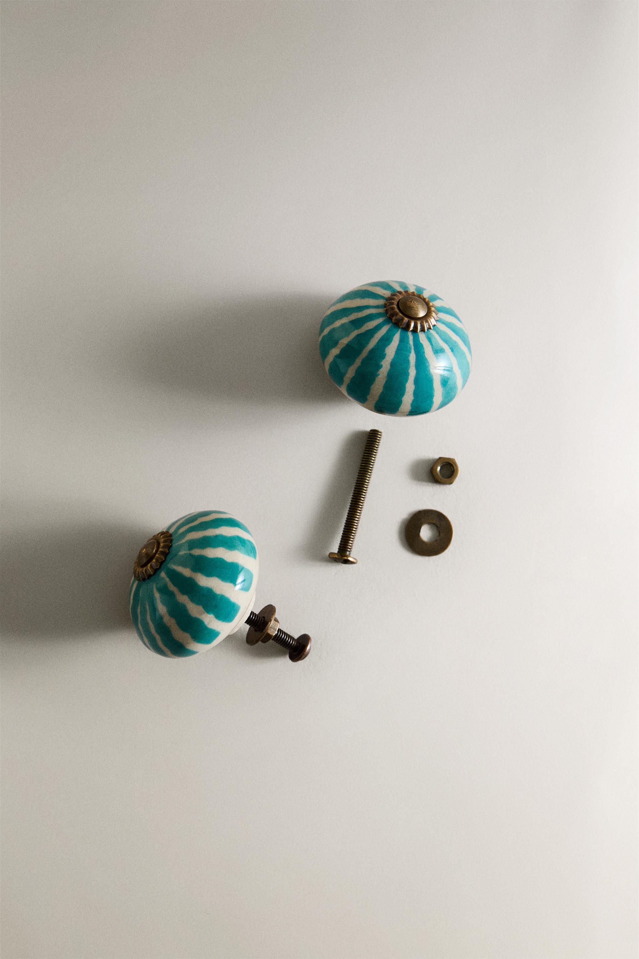 SET OF CERAMIC FLOWER KNOBS (SET OF 2)