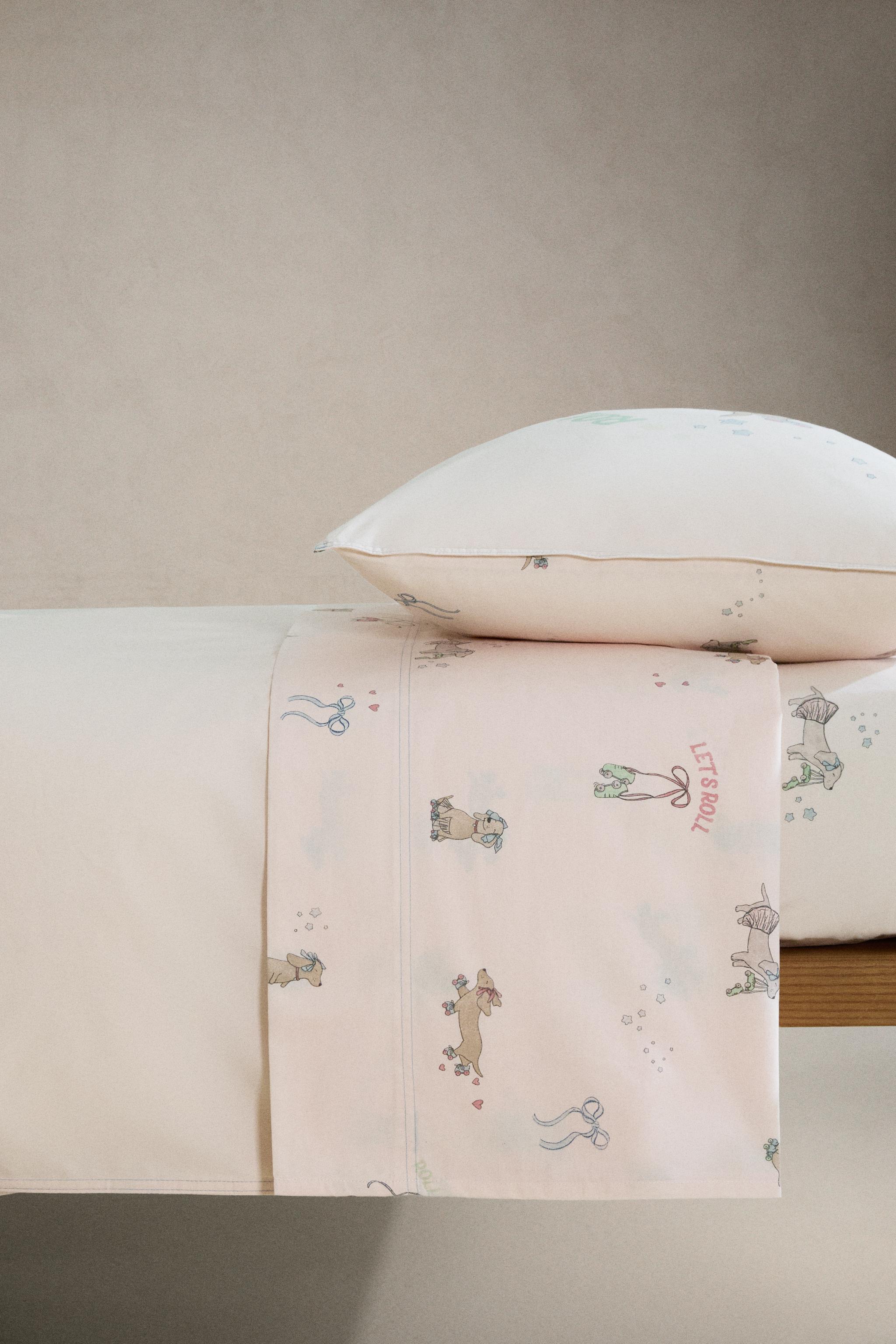 CHILDREN'S SKATING DOG DUVET COVER