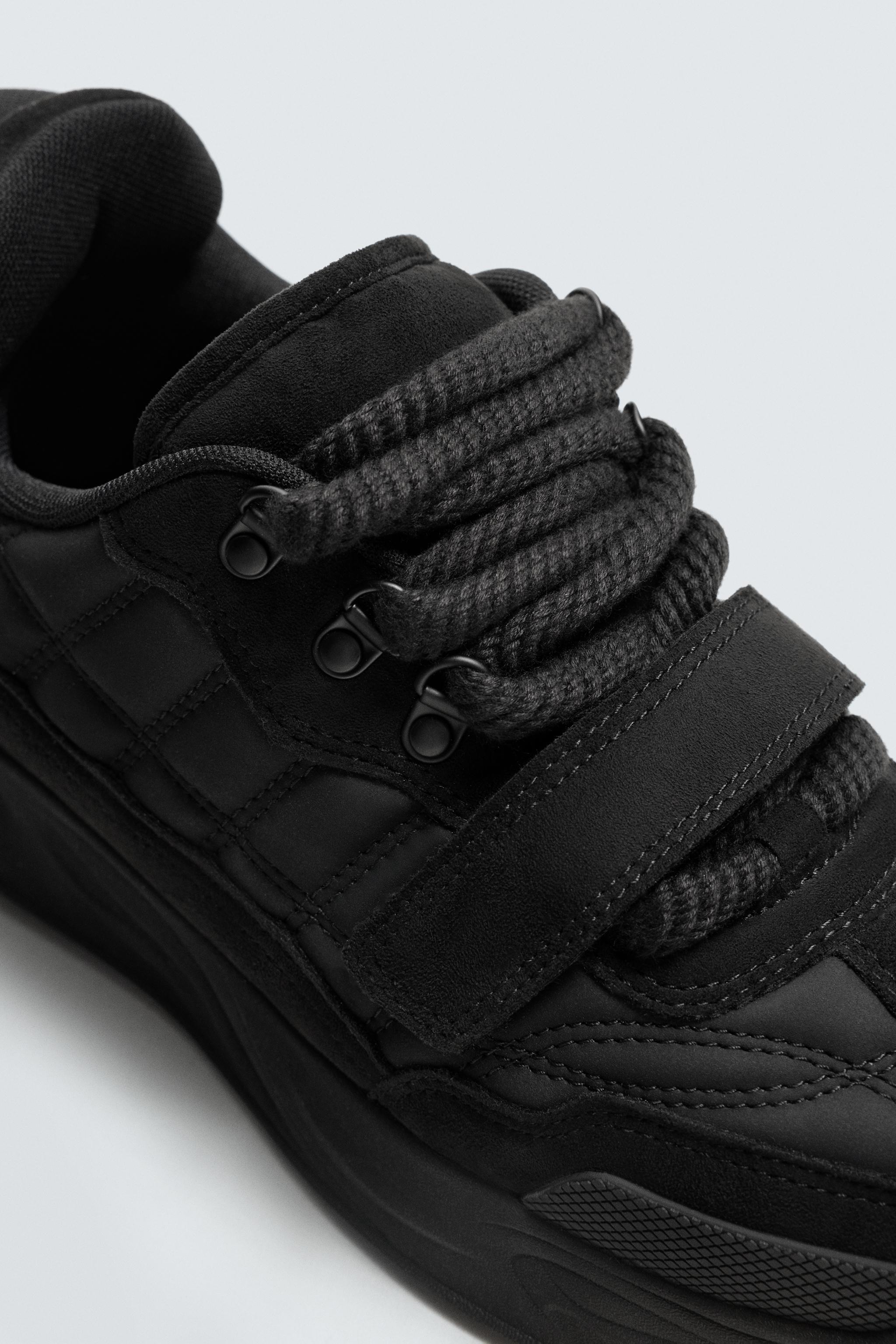 MONOCHROME CHUNKY SNEAKERS