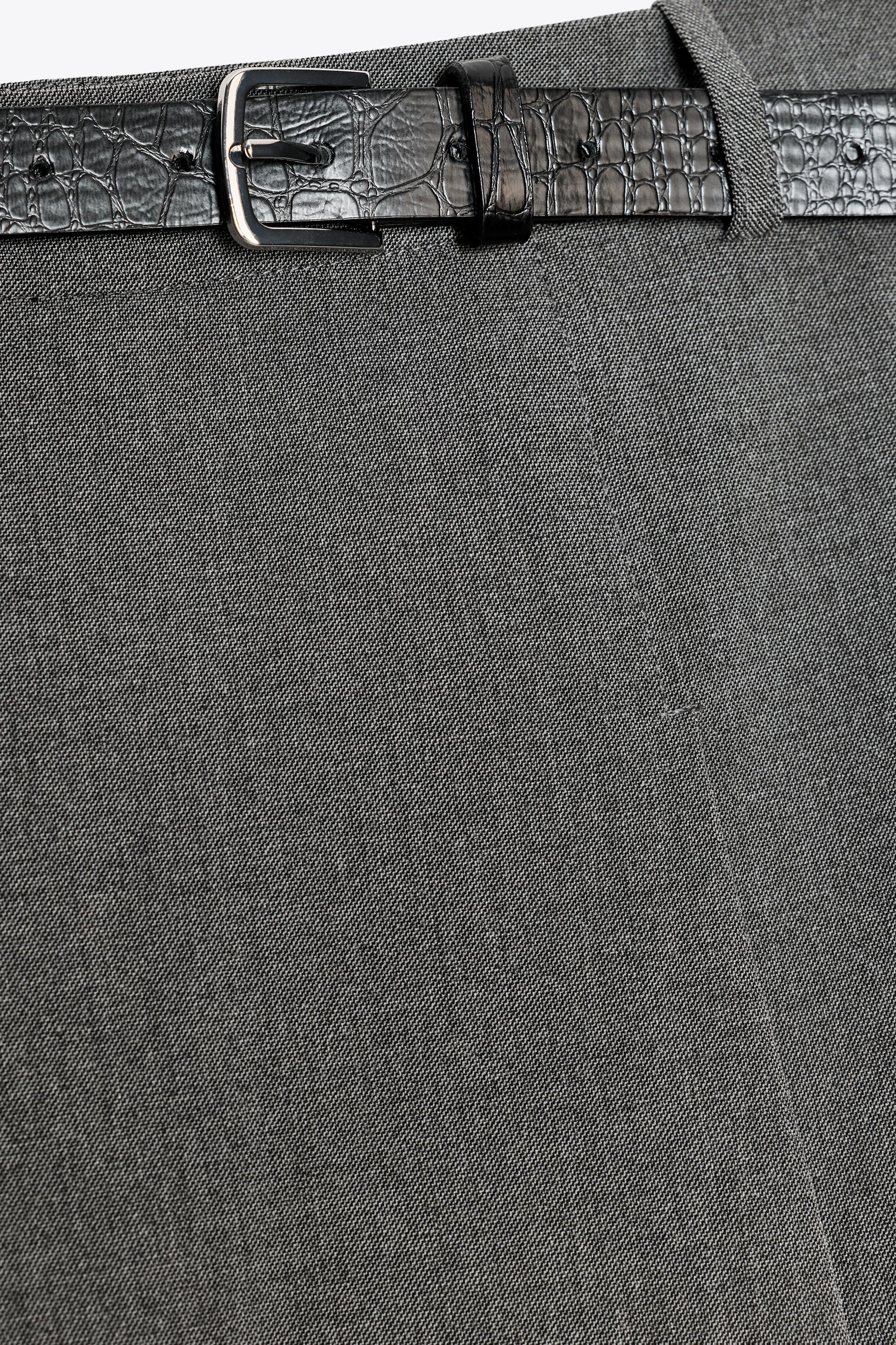 PLEATED BELTED SKORT