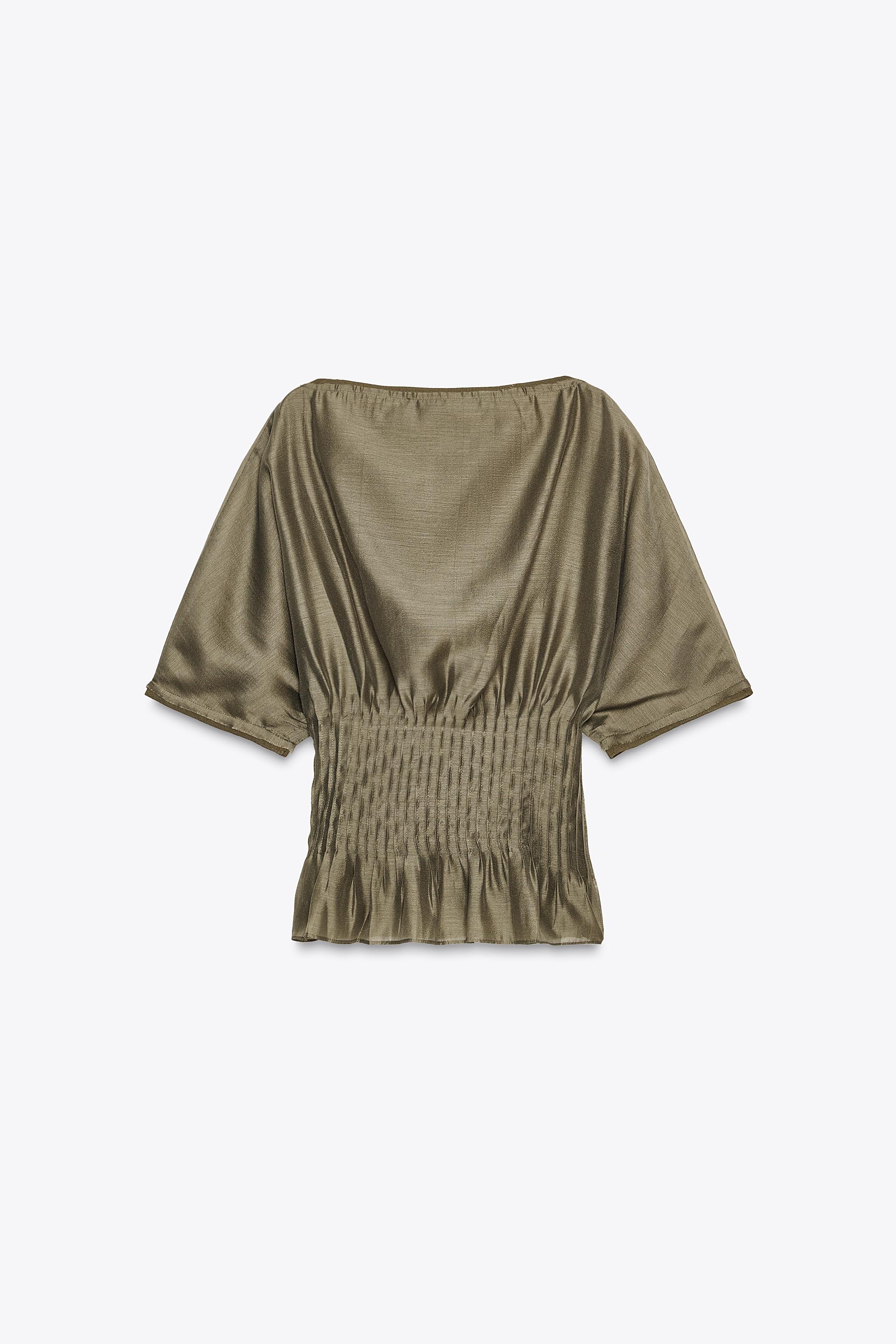 PLEATED WAIST MIXED KNIT BLOUSE