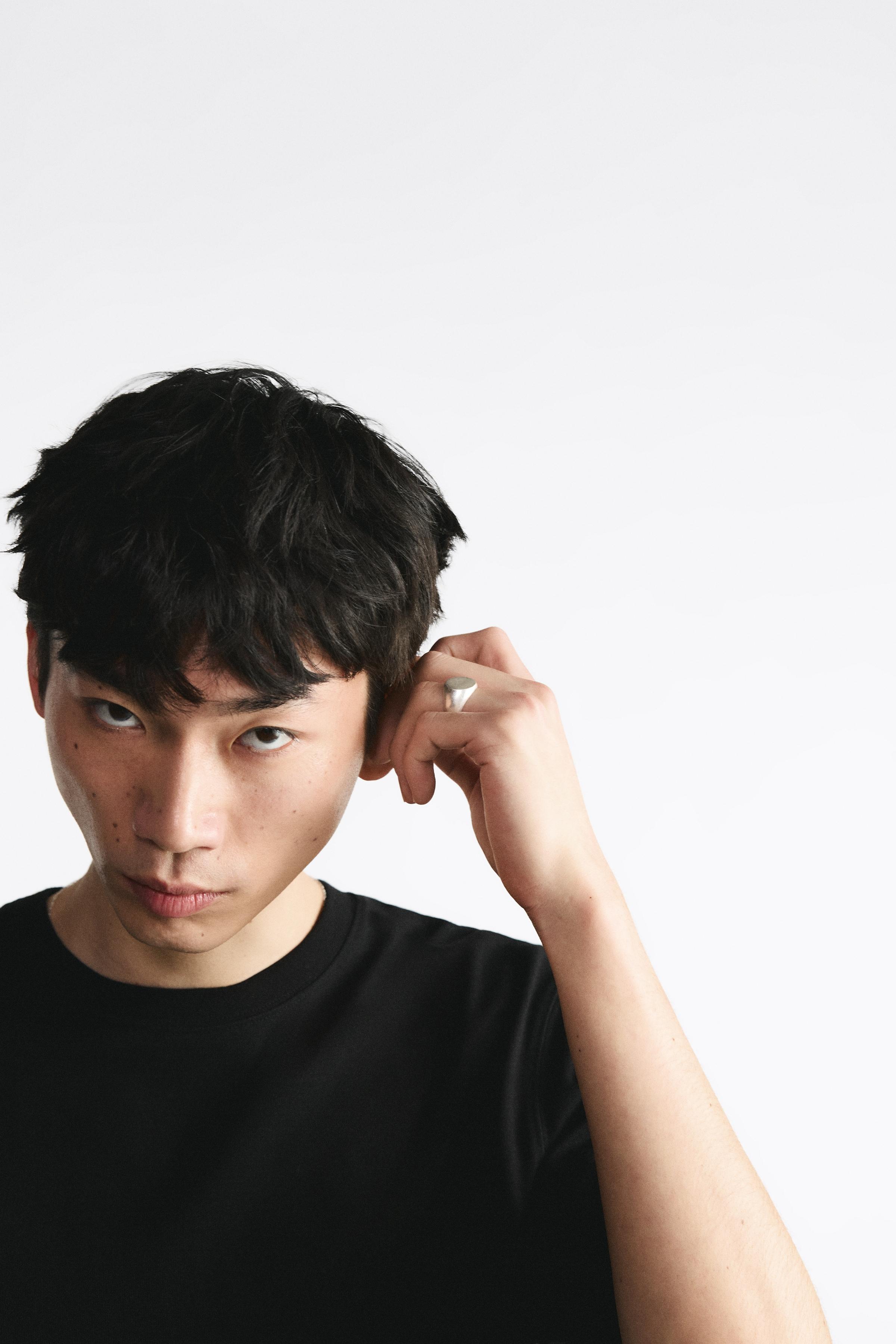 HEAVYWEIGHT SHORT SLEEVE T-SHIRT