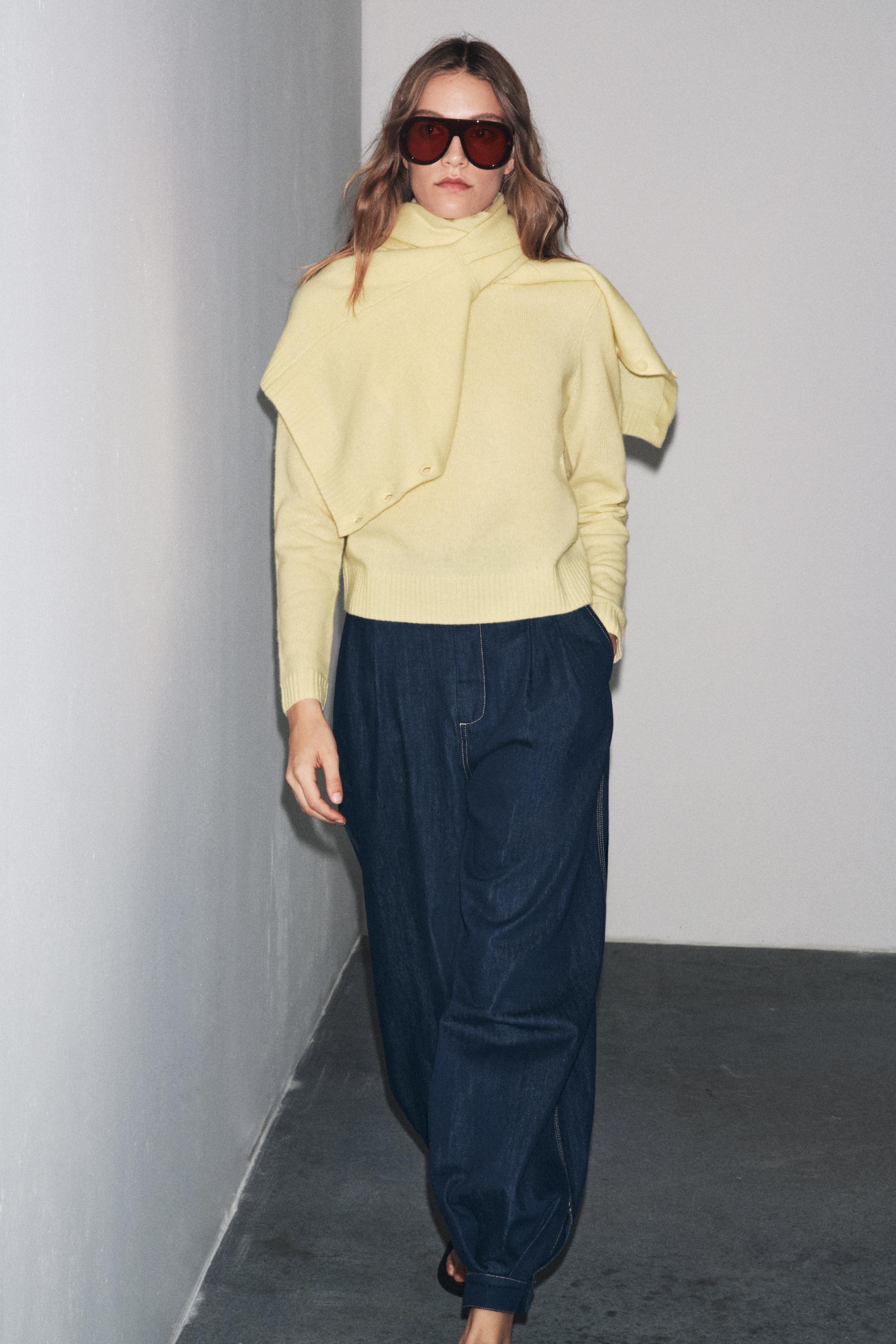 100% WOOL BASIC SWEATER