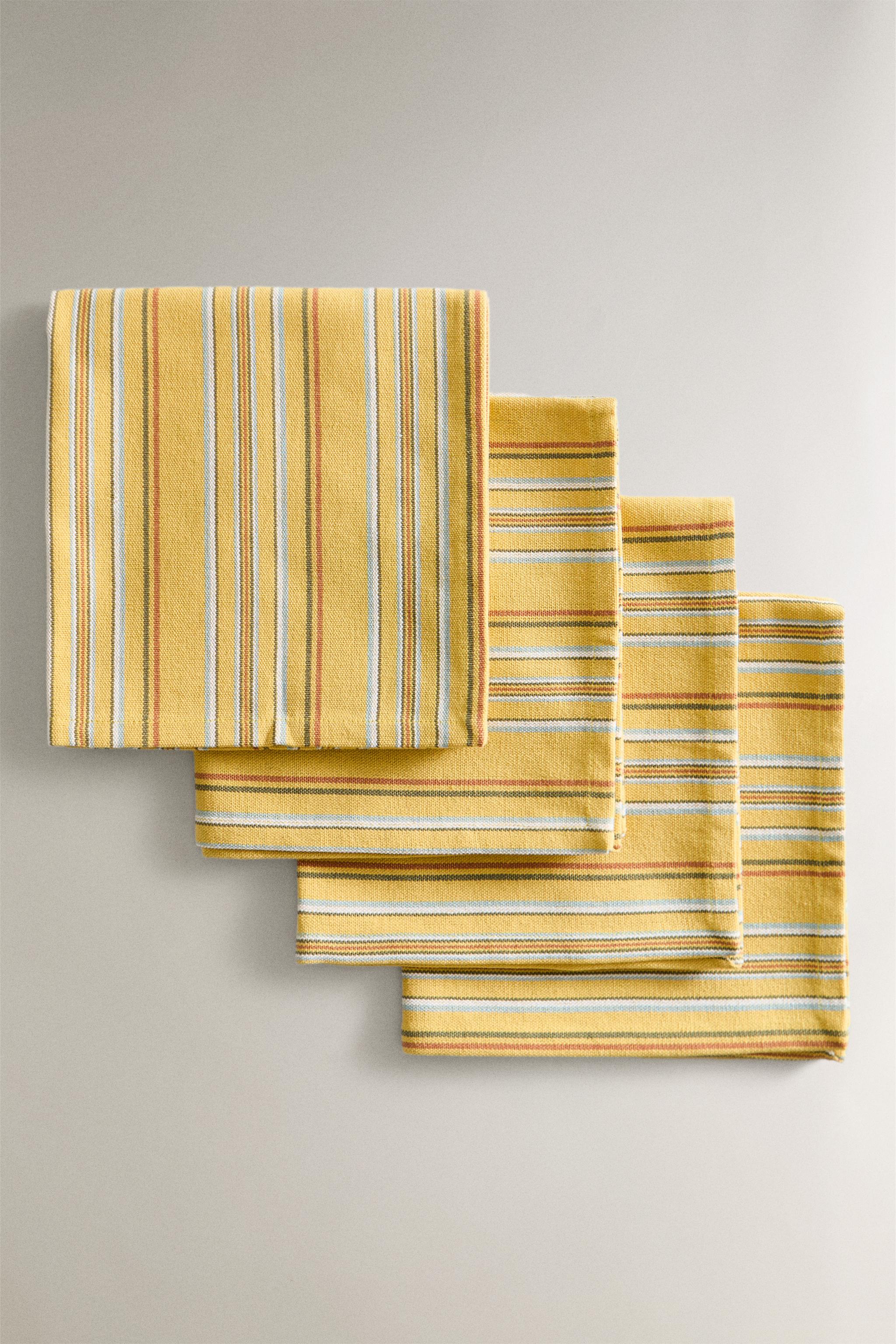 SET OF COTTON NAPKINS WITH MULTICOLORED STRIPES (SET OF 4)