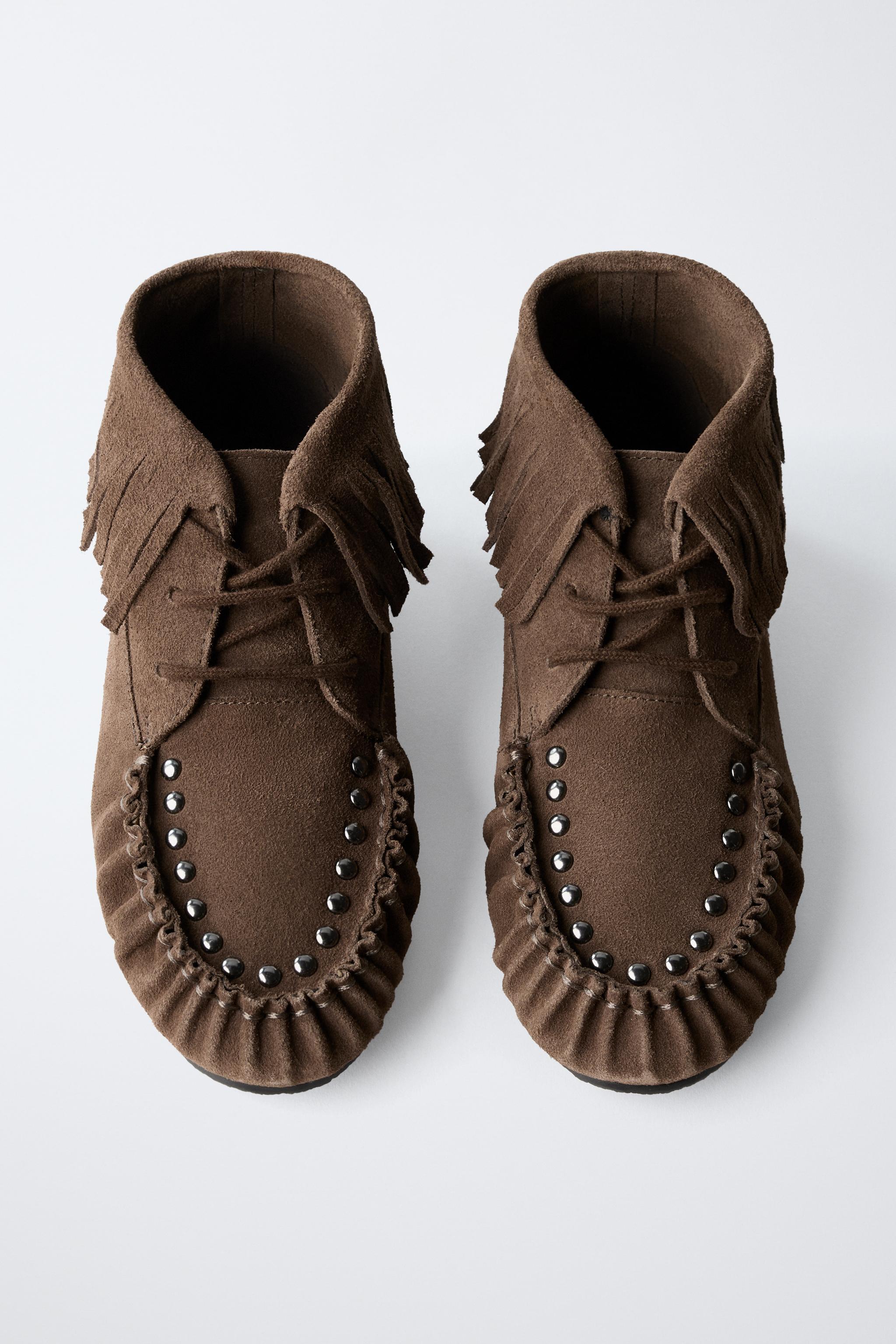 LOW-HEEL LEATHER FRINGED ANKLE BOOTS