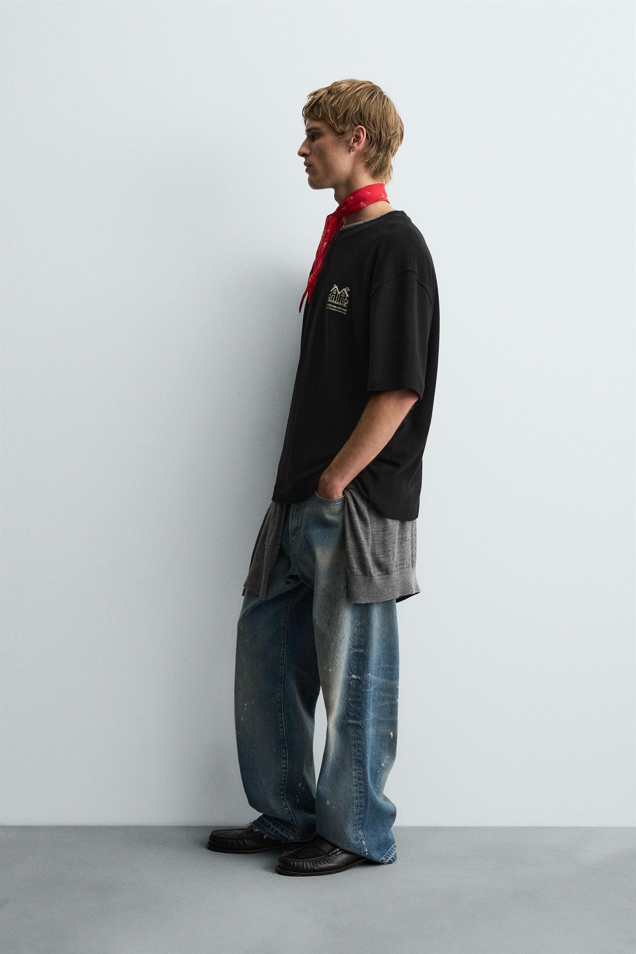 CONTRAST PRINT SWEATSHIRT