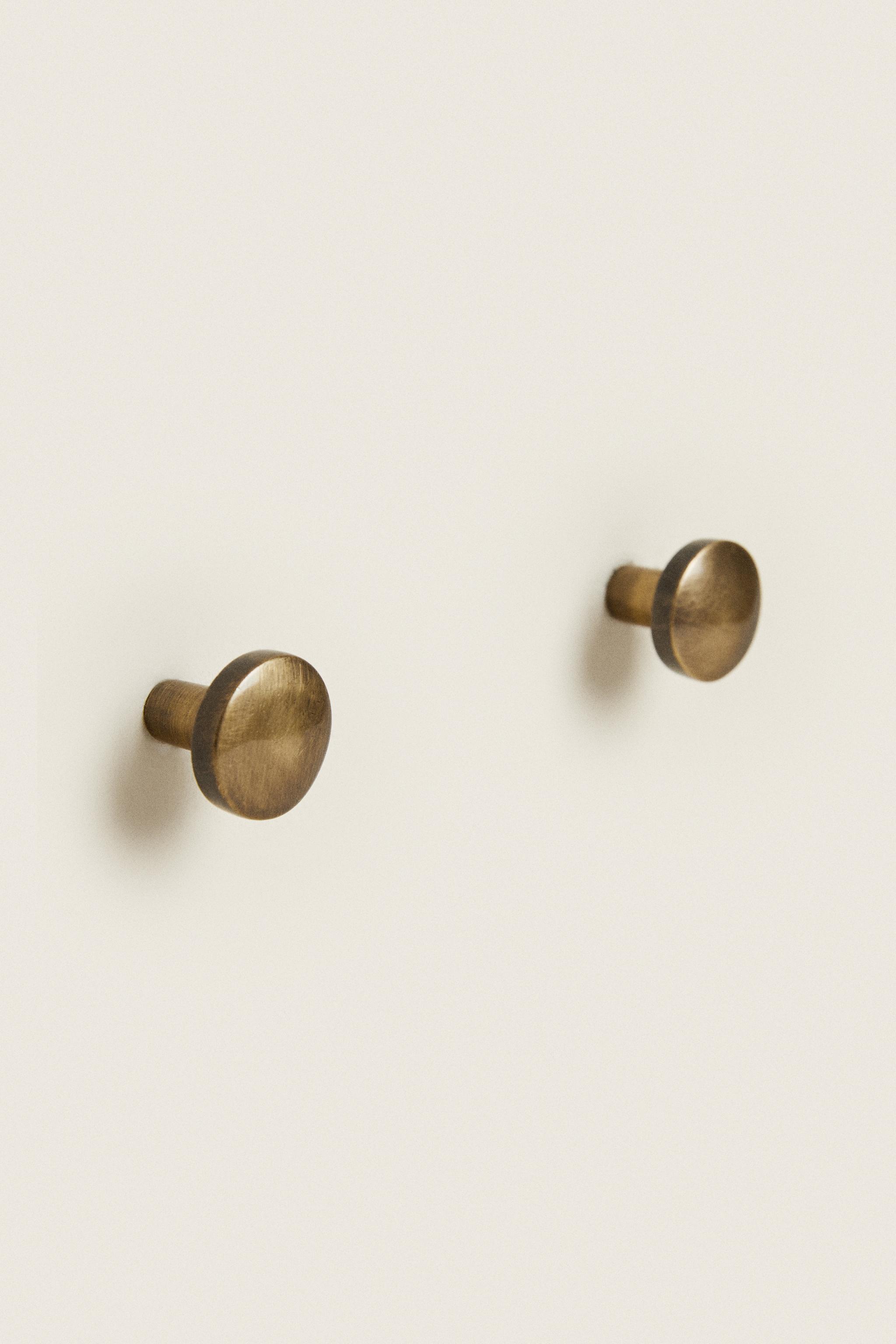 SET OF ROUND BRASS KNOBS (SET OF 2)