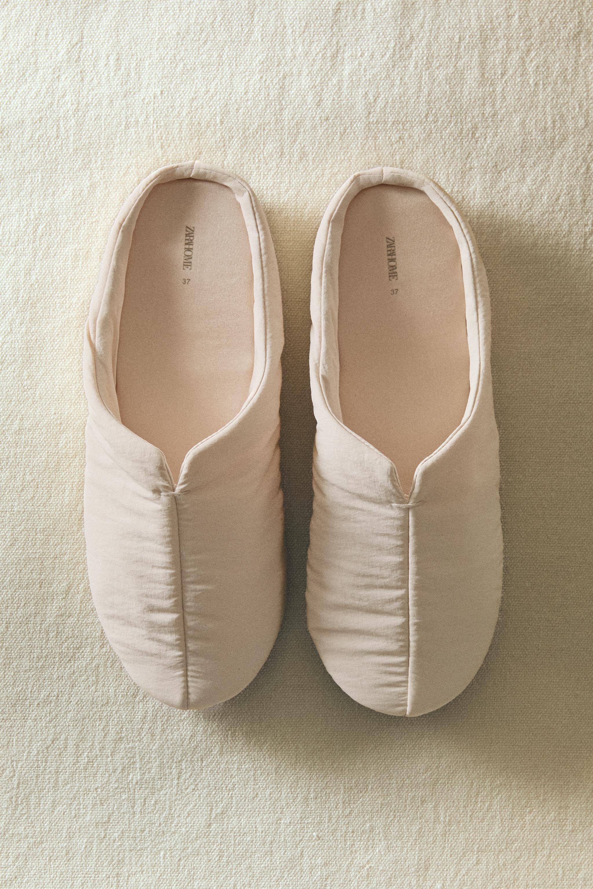 MULE SLIPPERS WITH LEATHER SOLE