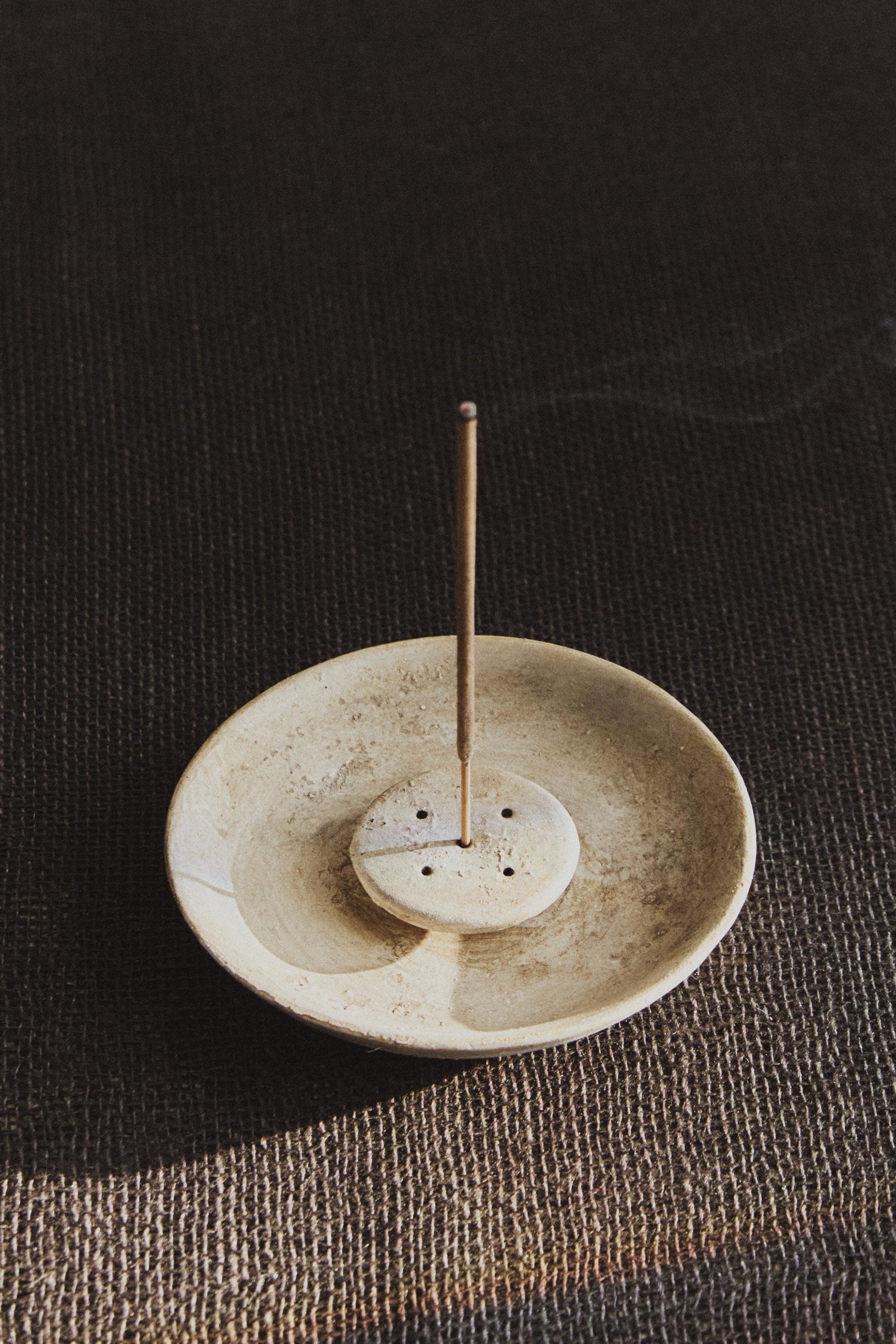 CERAMIC INCENSE BURNER DISH