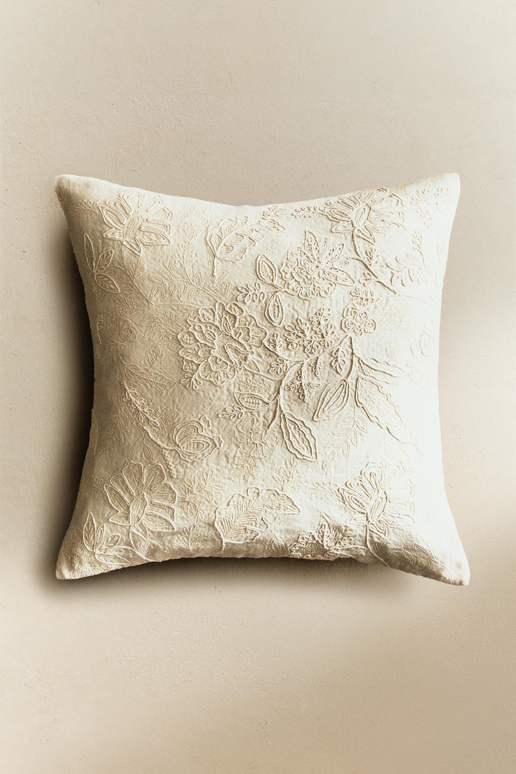 EMBROIDERED THROW PILLOW COVER