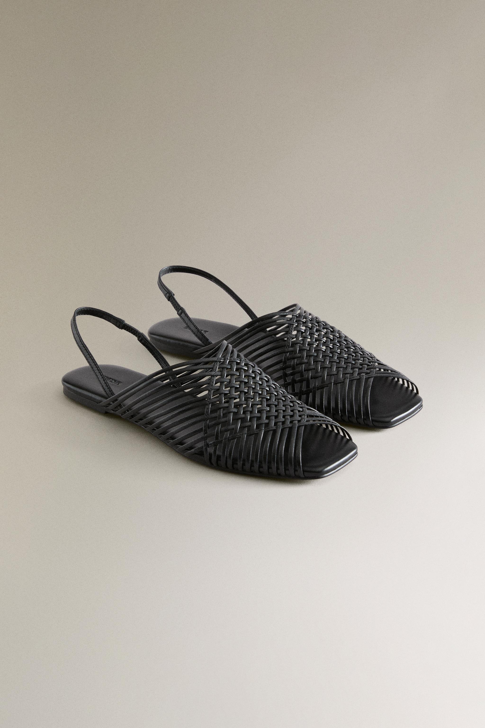 CRISS-CROSS STRAP LEATHER SANDALS