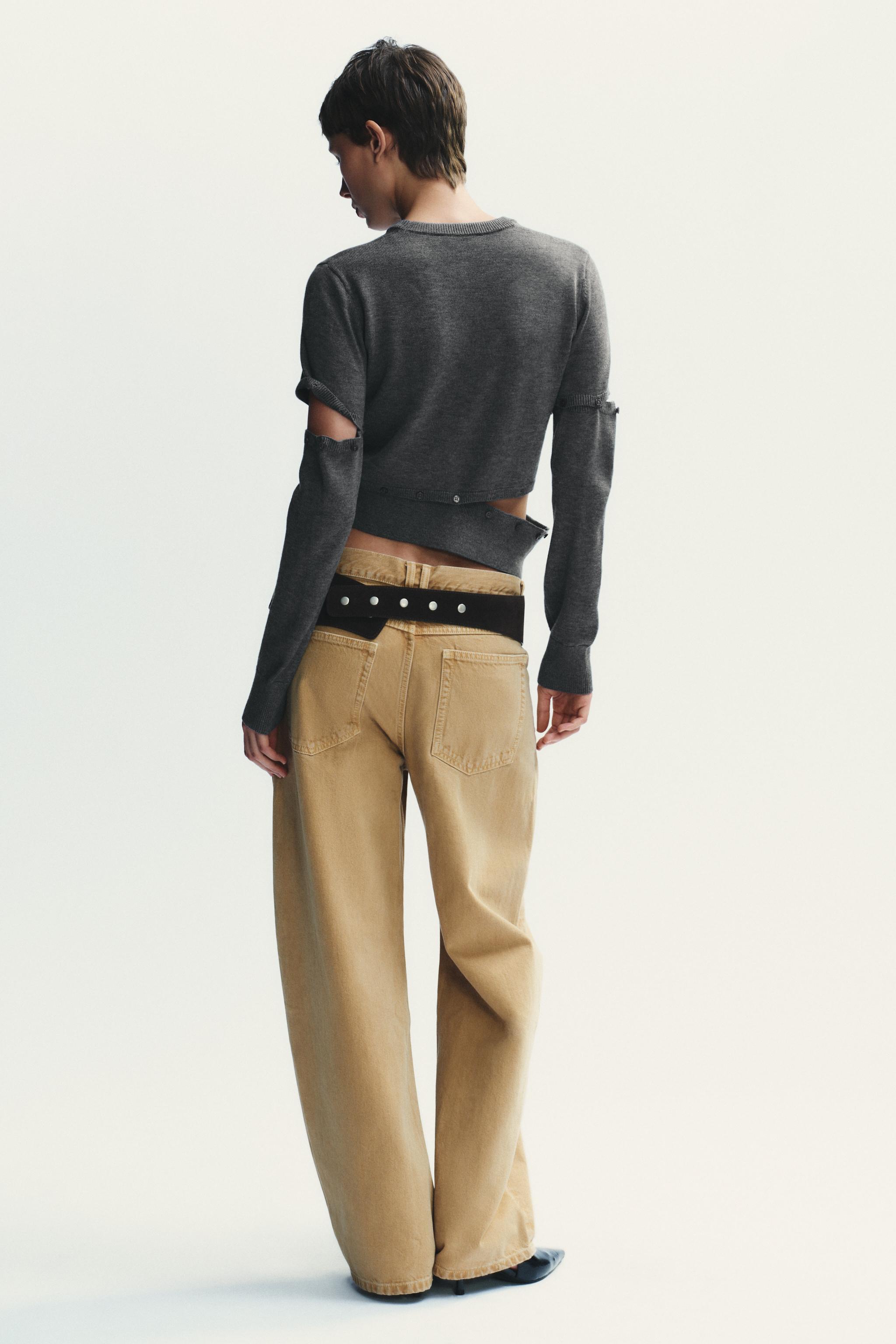 BUTTON KNIT DETACHABLE SWEATER