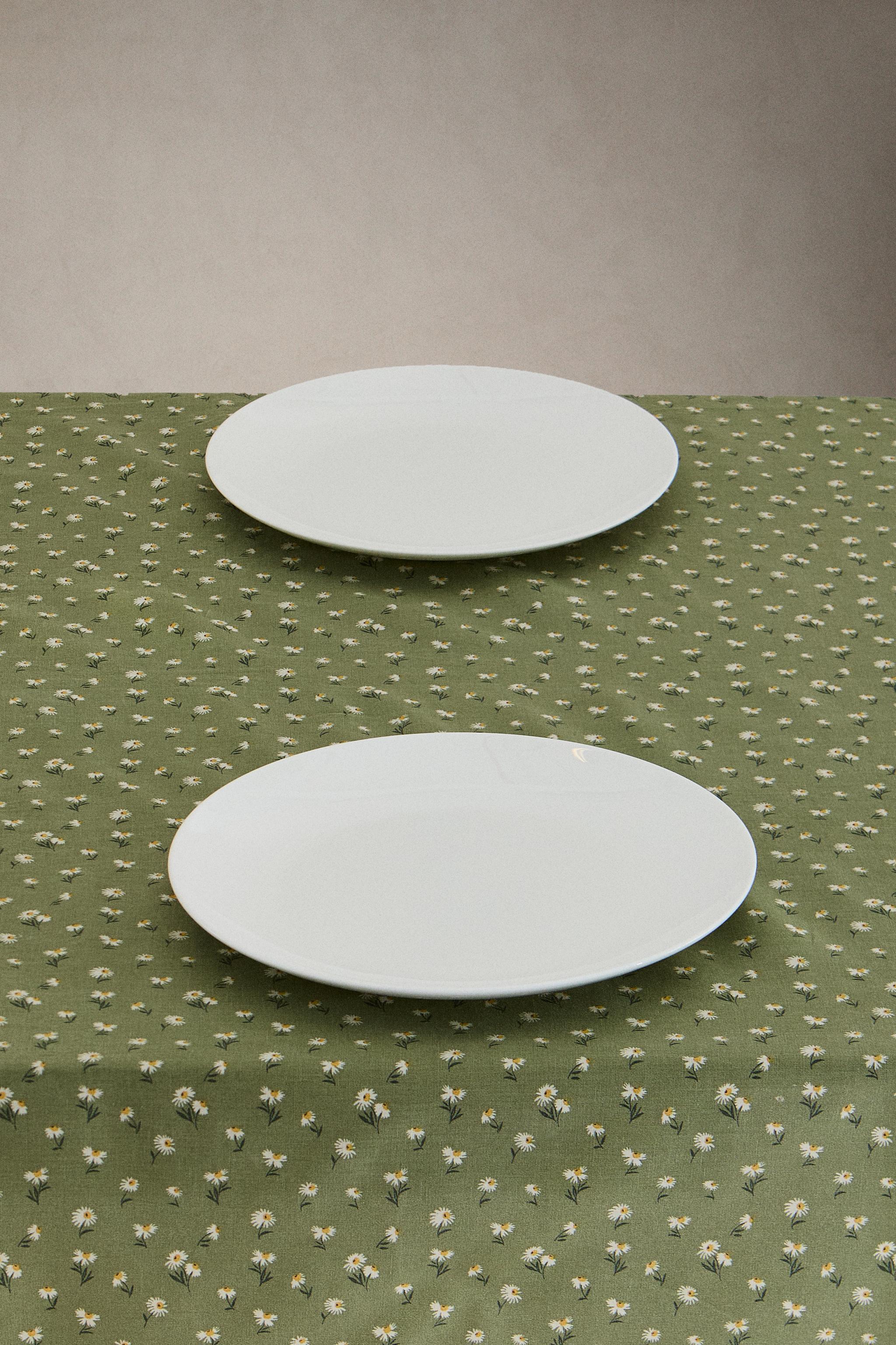 DAISY COTTON TABLECLOTH