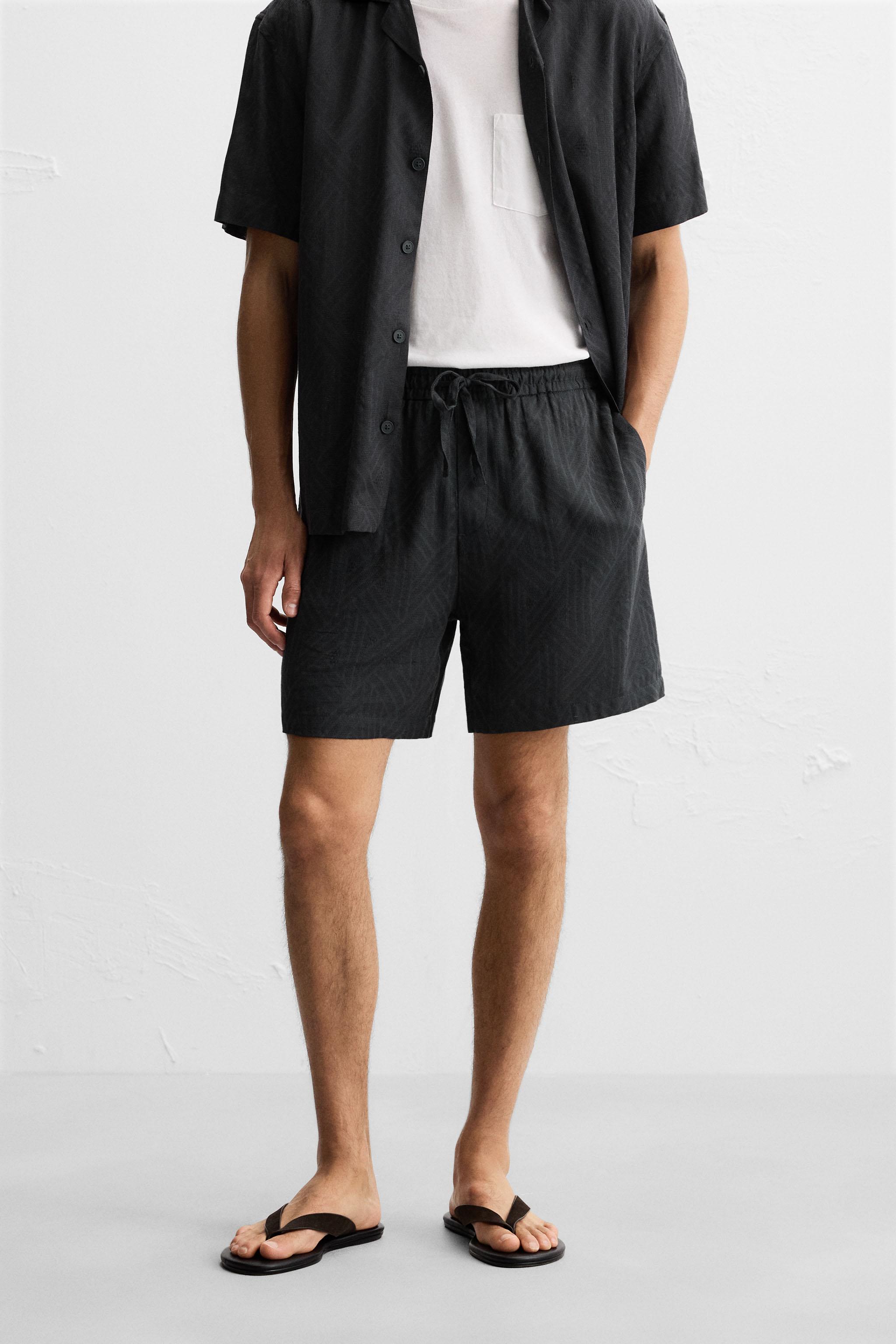 GEOMETRIC JACQUARD SHORTS