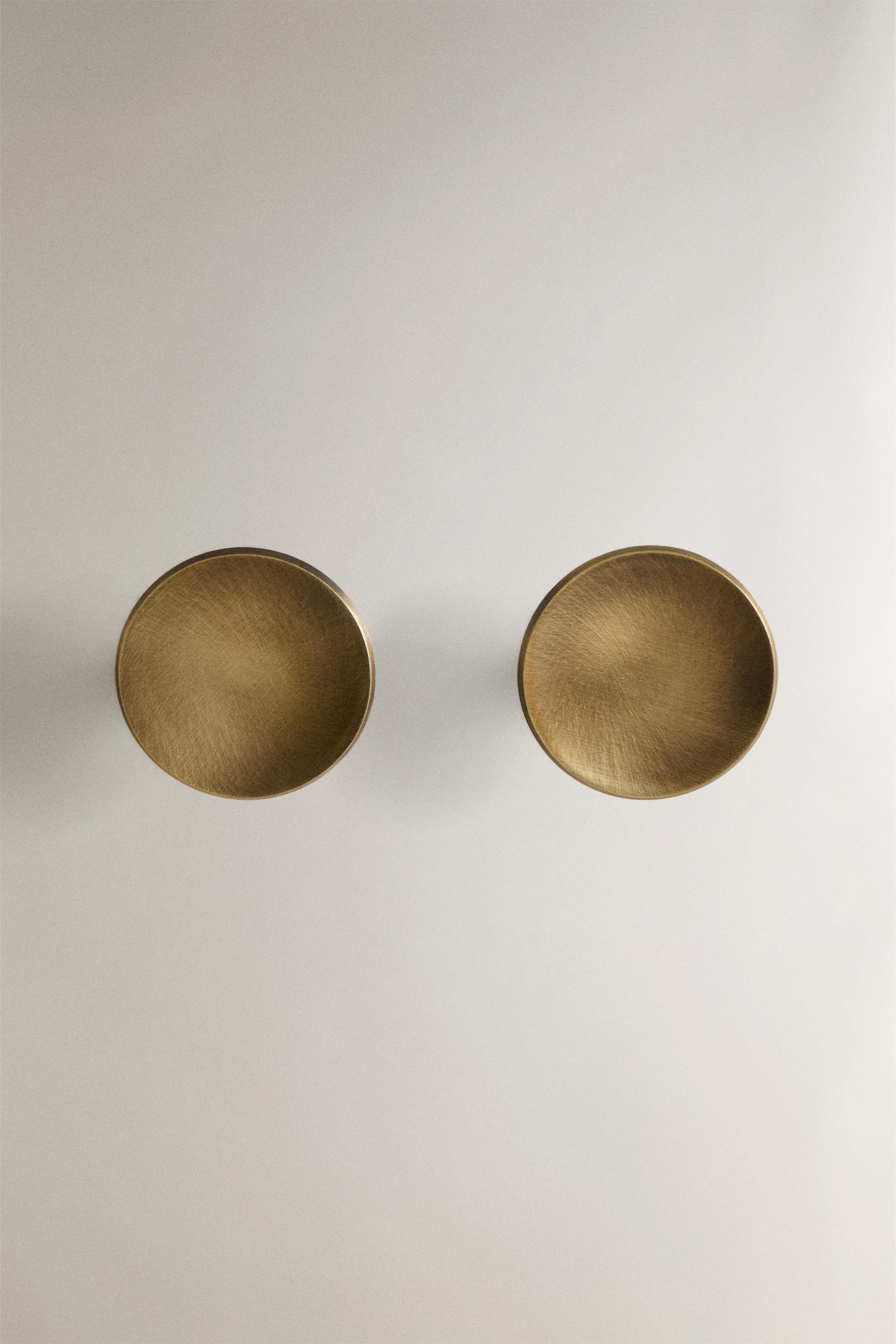 SET OF ROUND BRASS KNOBS (SET OF 2)