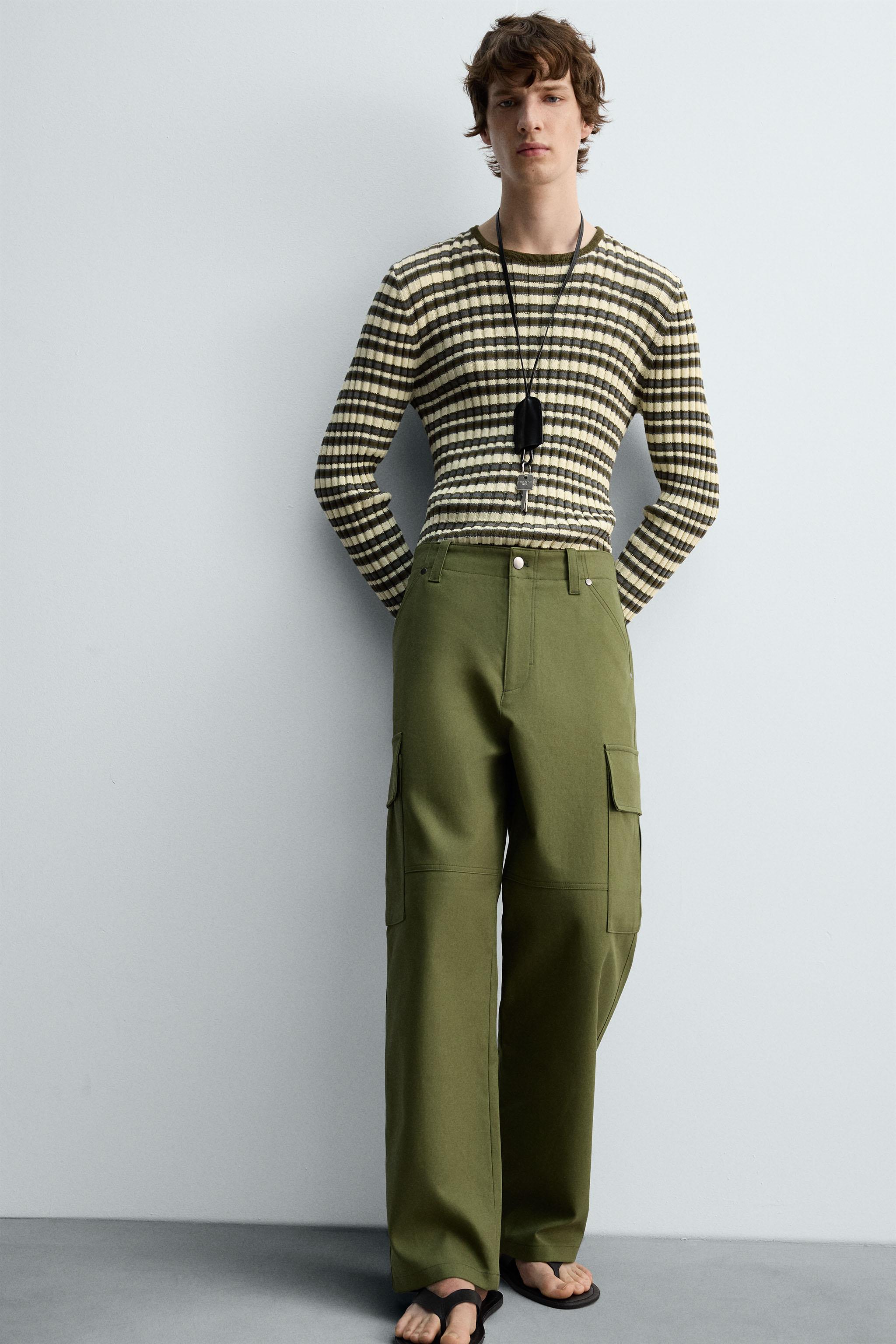 RELAXED FIT CARGO PANTS