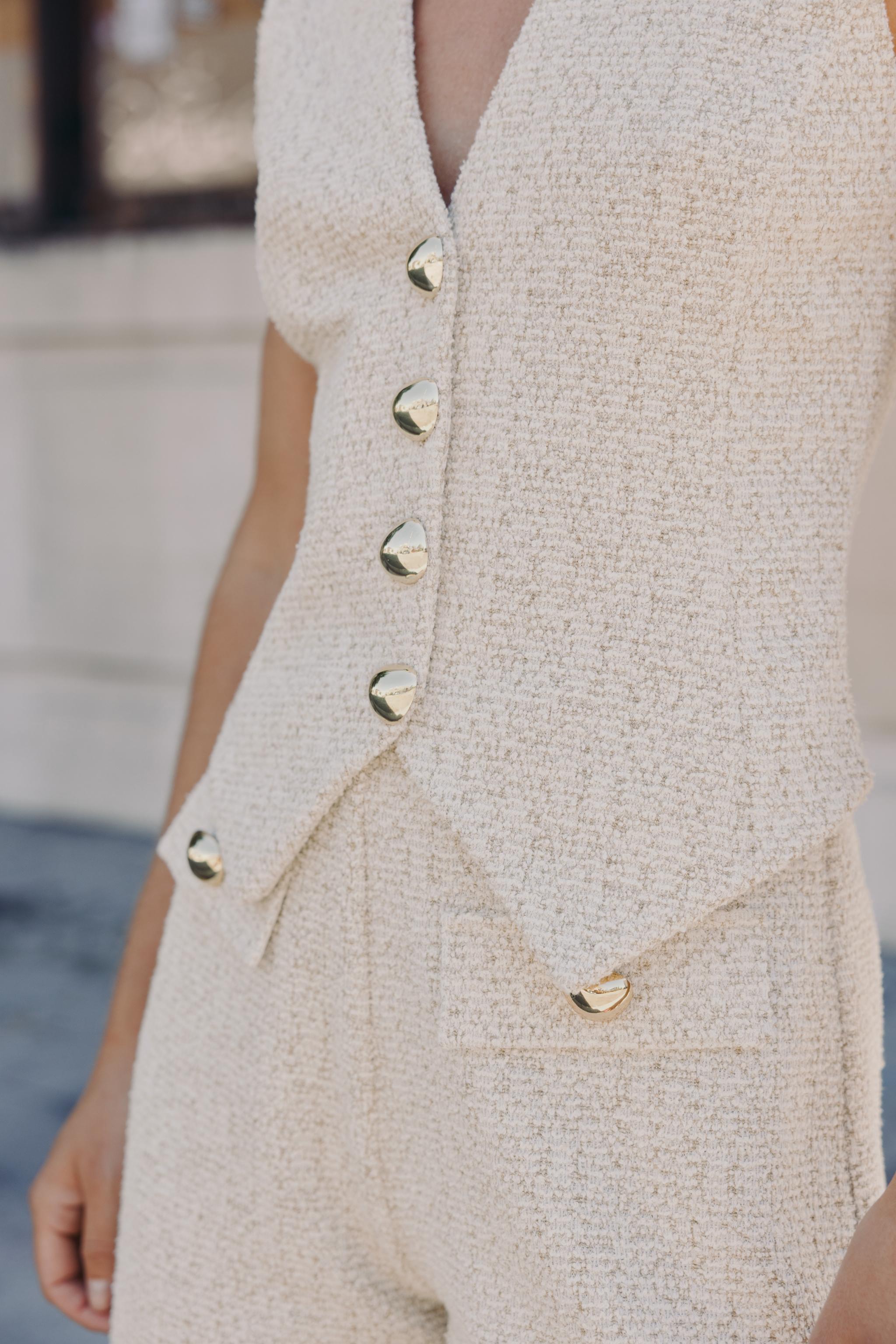 TEXTURED BUTTON VEST