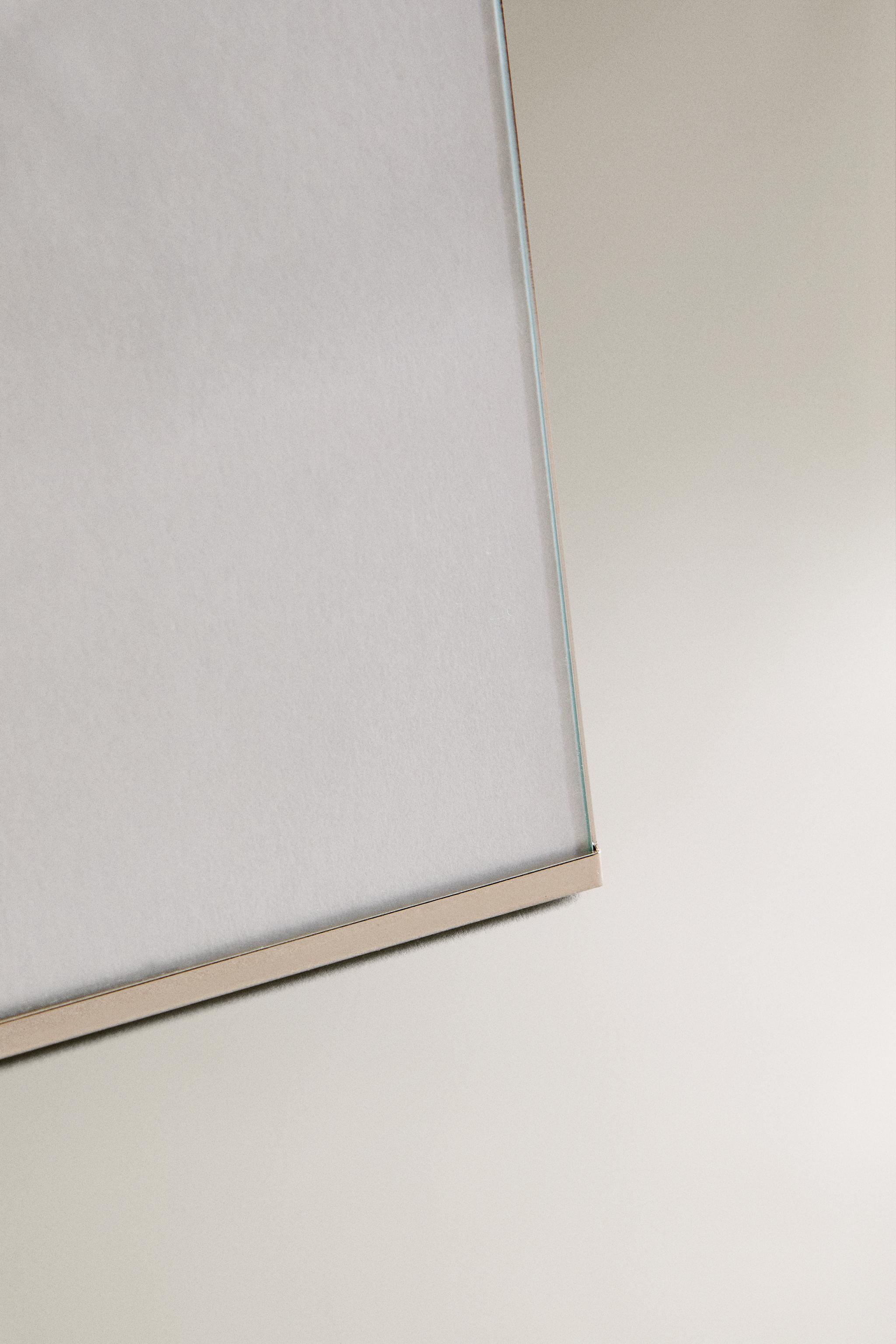 SILVER METAL PICTURE FRAME