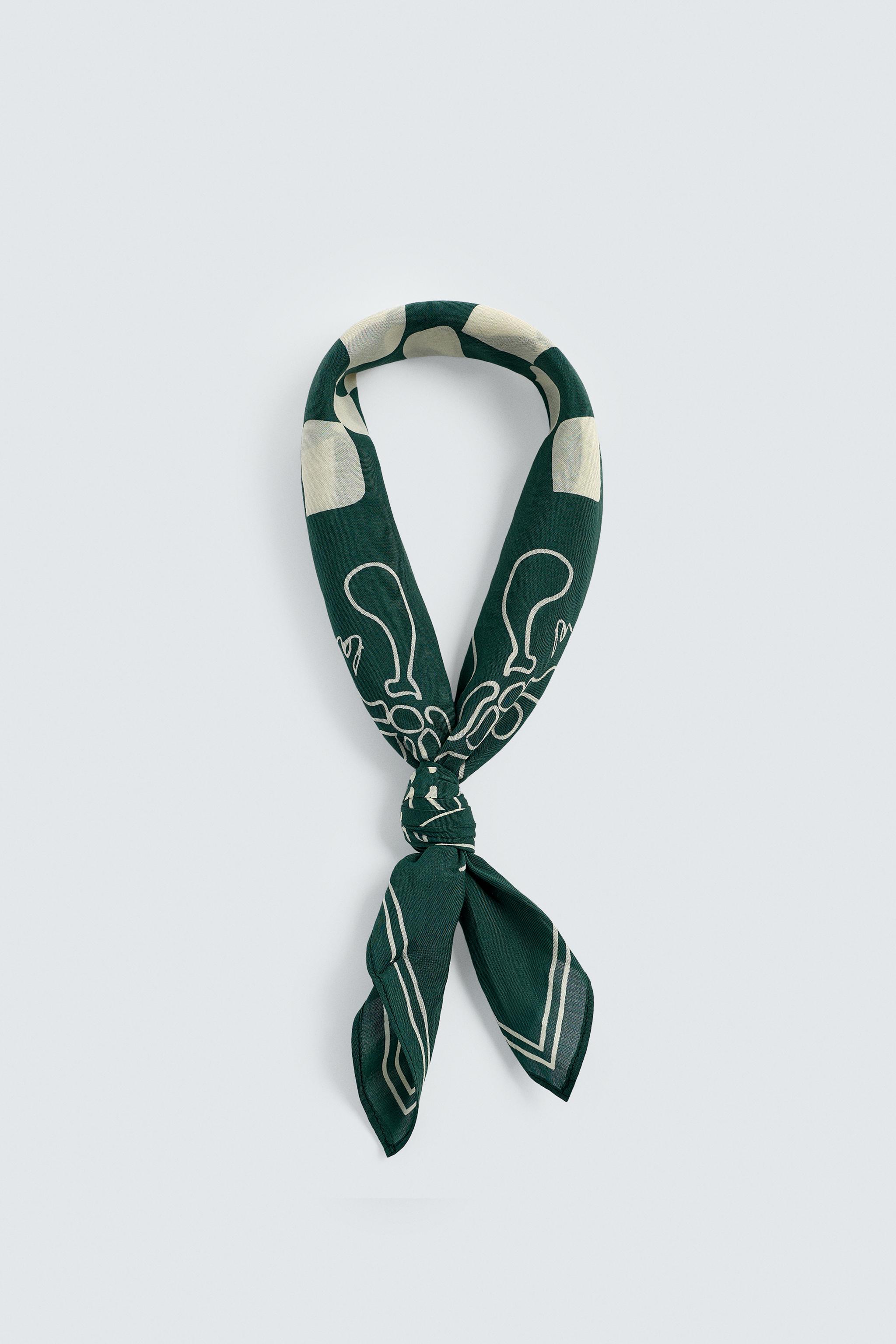 CONTRAST PRINT BANDANA