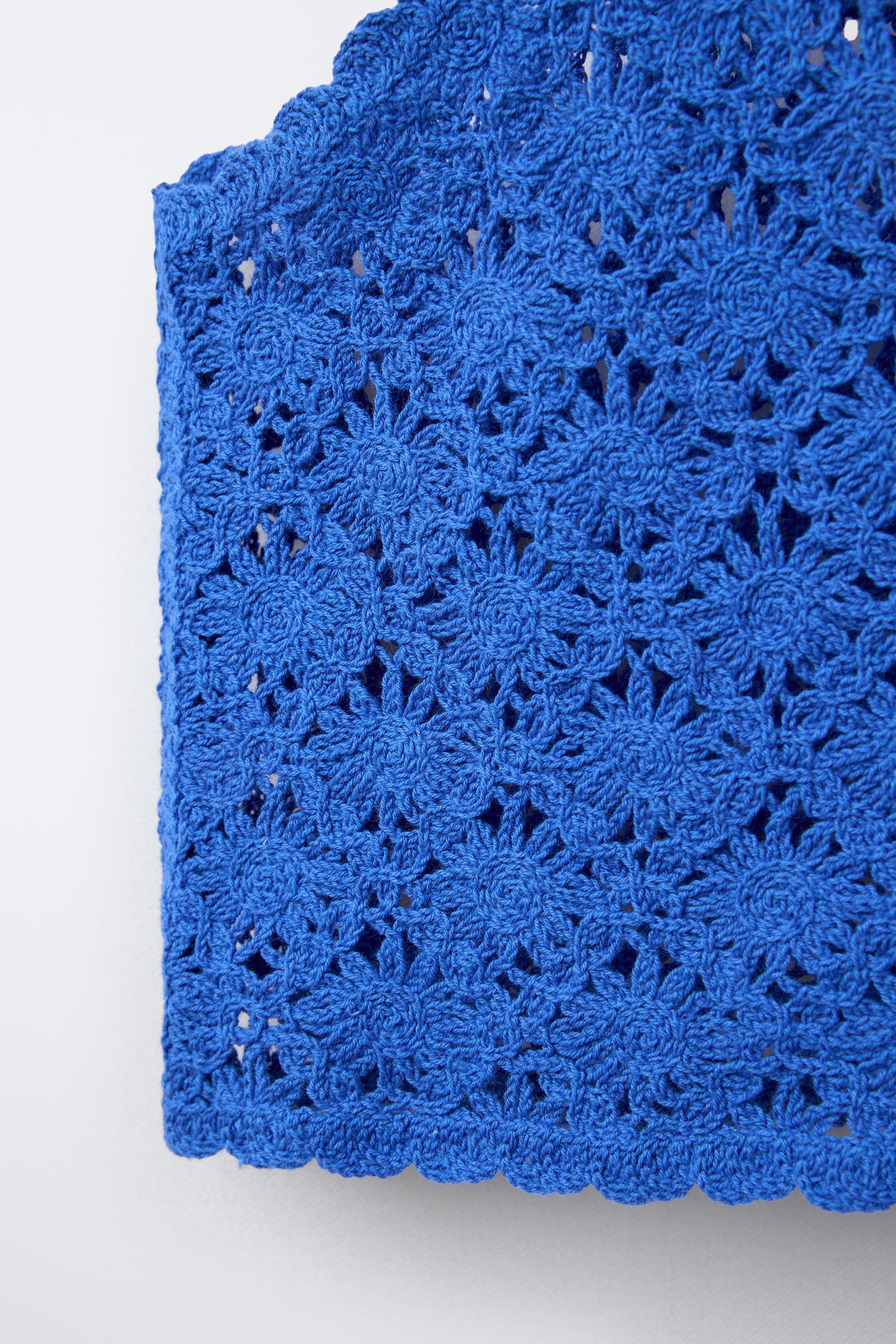 CROCHET KNIT CROP TOP