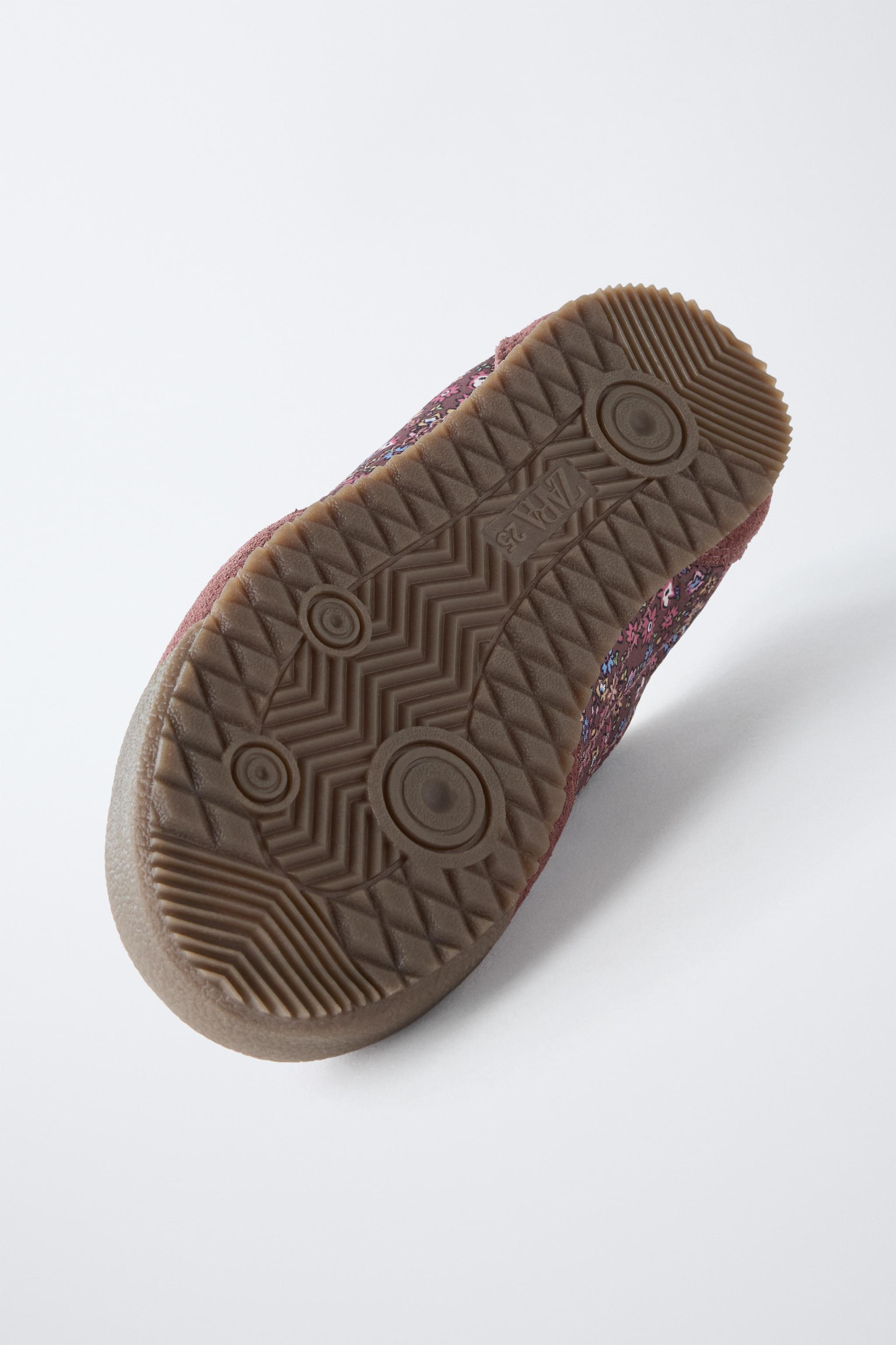 FLOWER PRINT SNEAKERS