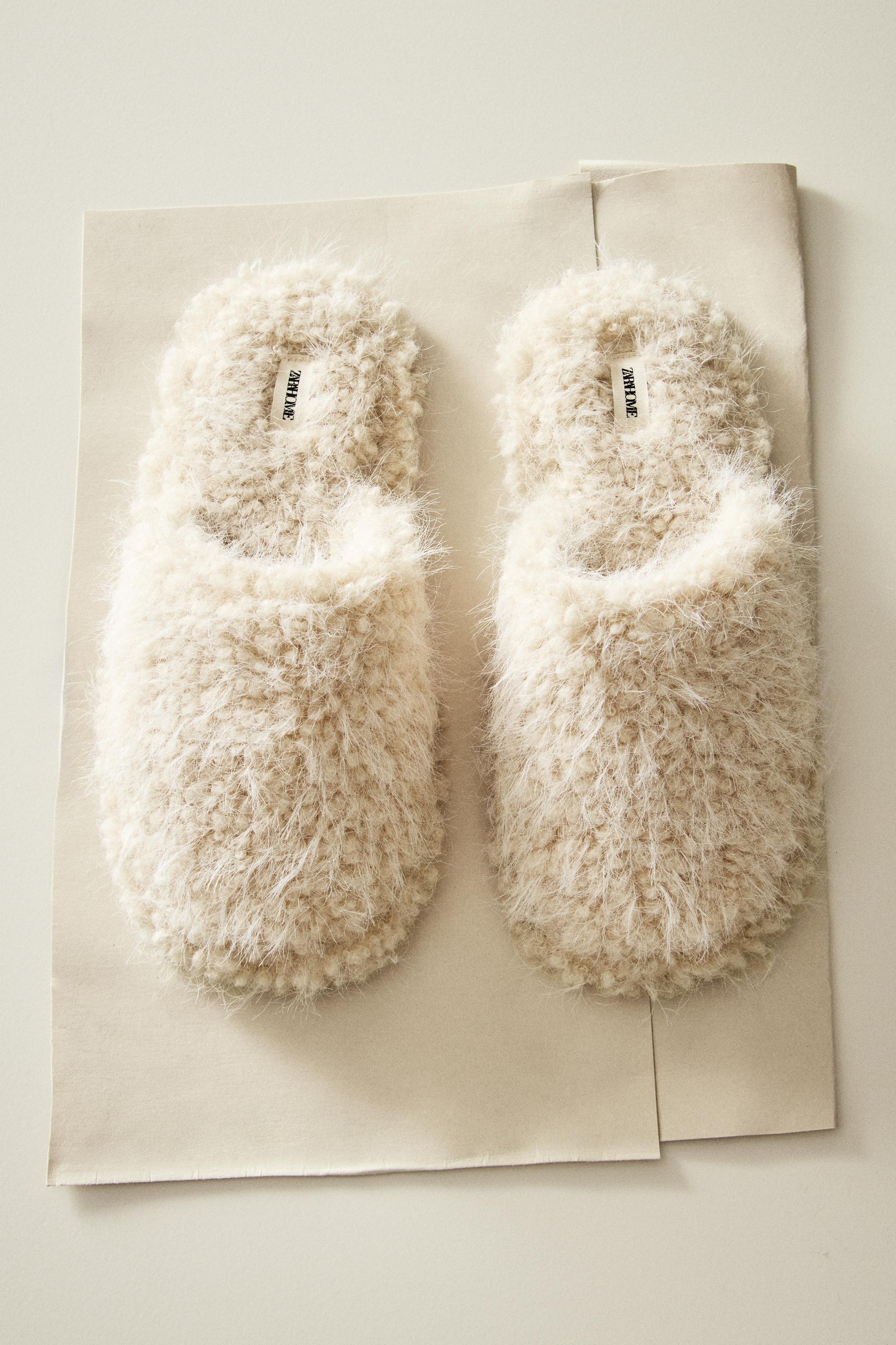 FAUX FUR MULE SLIPPERS
