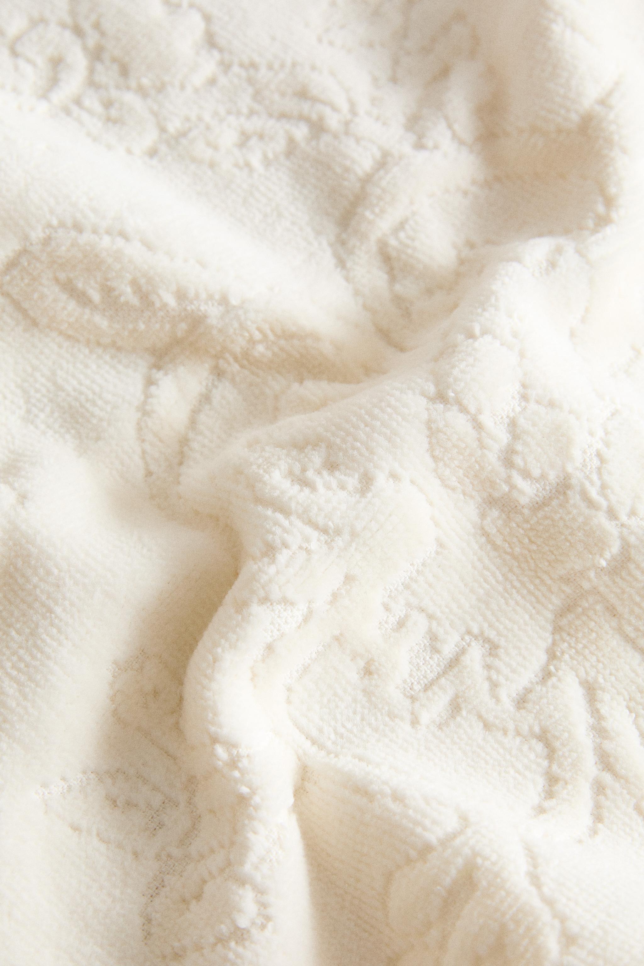 PACK OF HAND TOWELS WITH TASSELS (PACK OF 3)