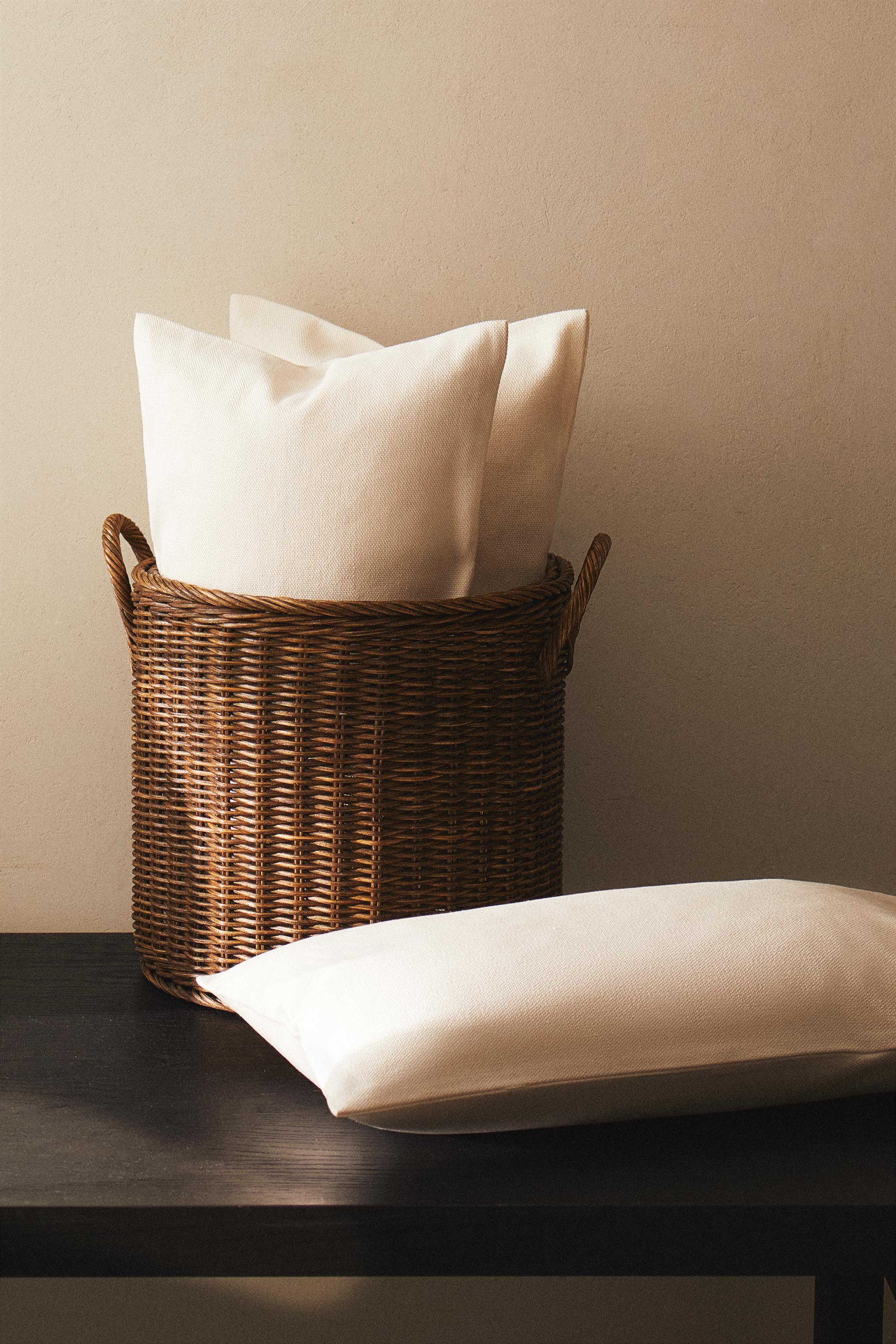 PLAIN THROW PILLOW COVER