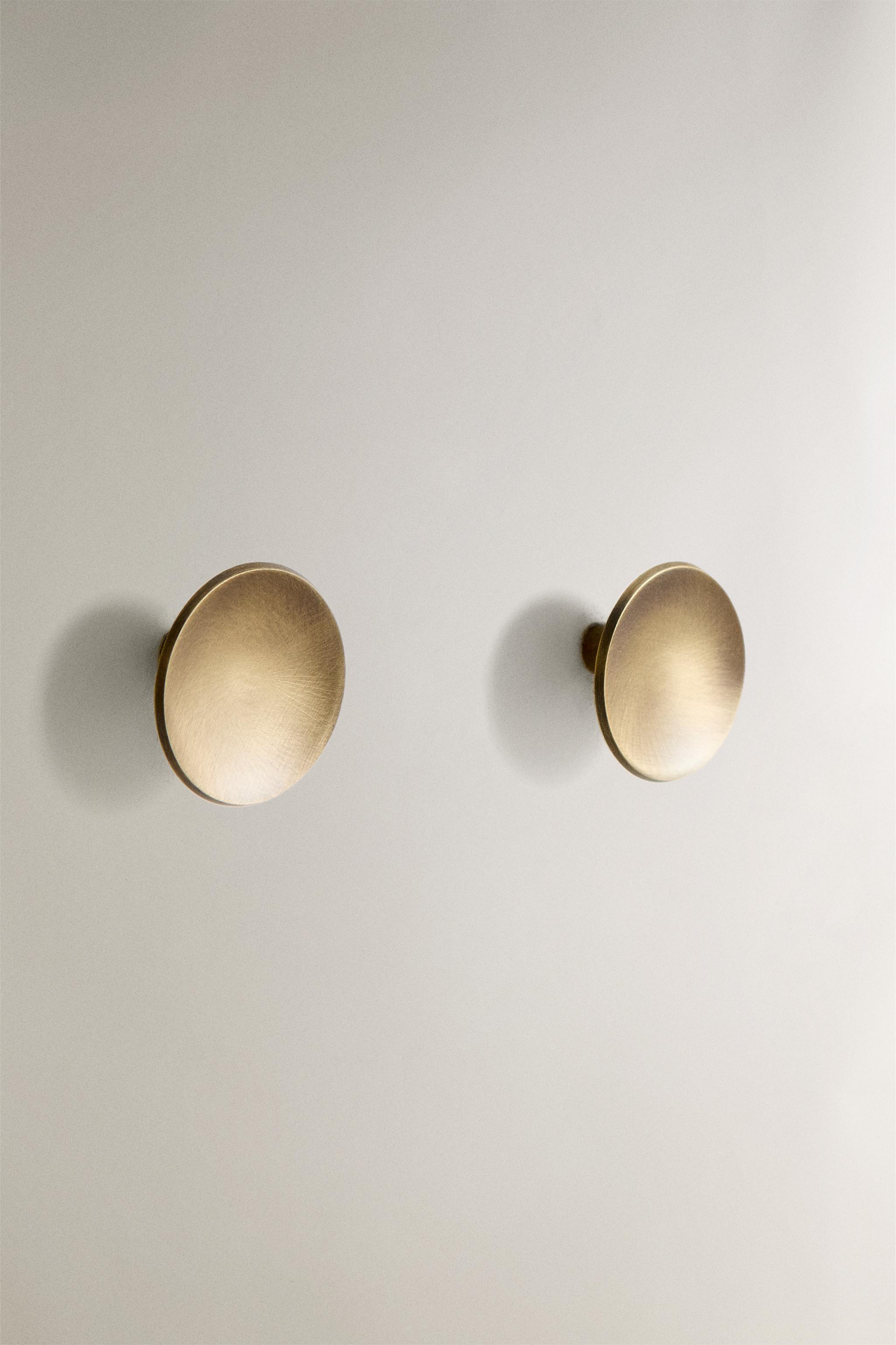 SET OF ROUND BRASS KNOBS (SET OF 2)