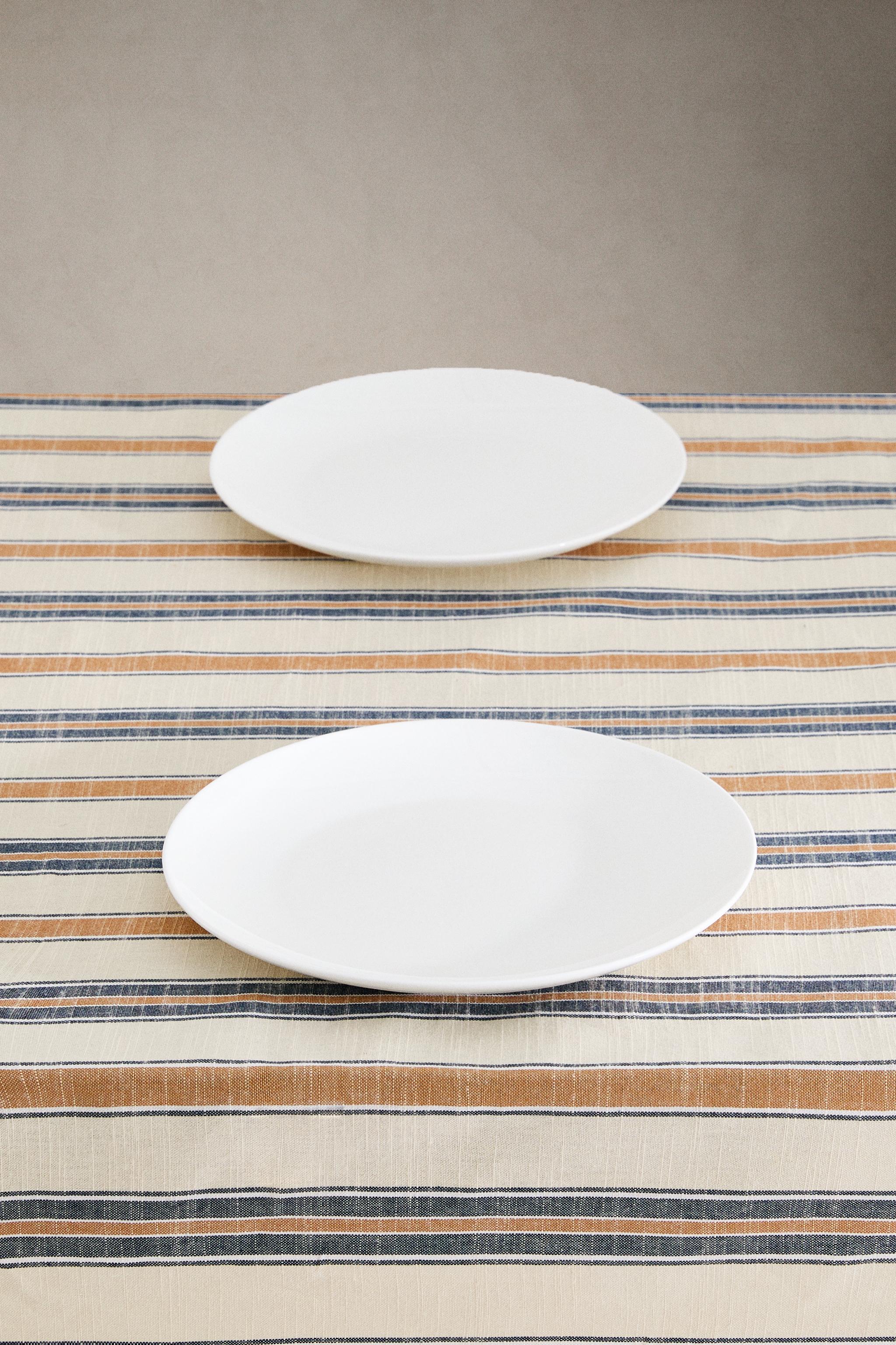 DYED THREAD STRIPED TABLECLOTH