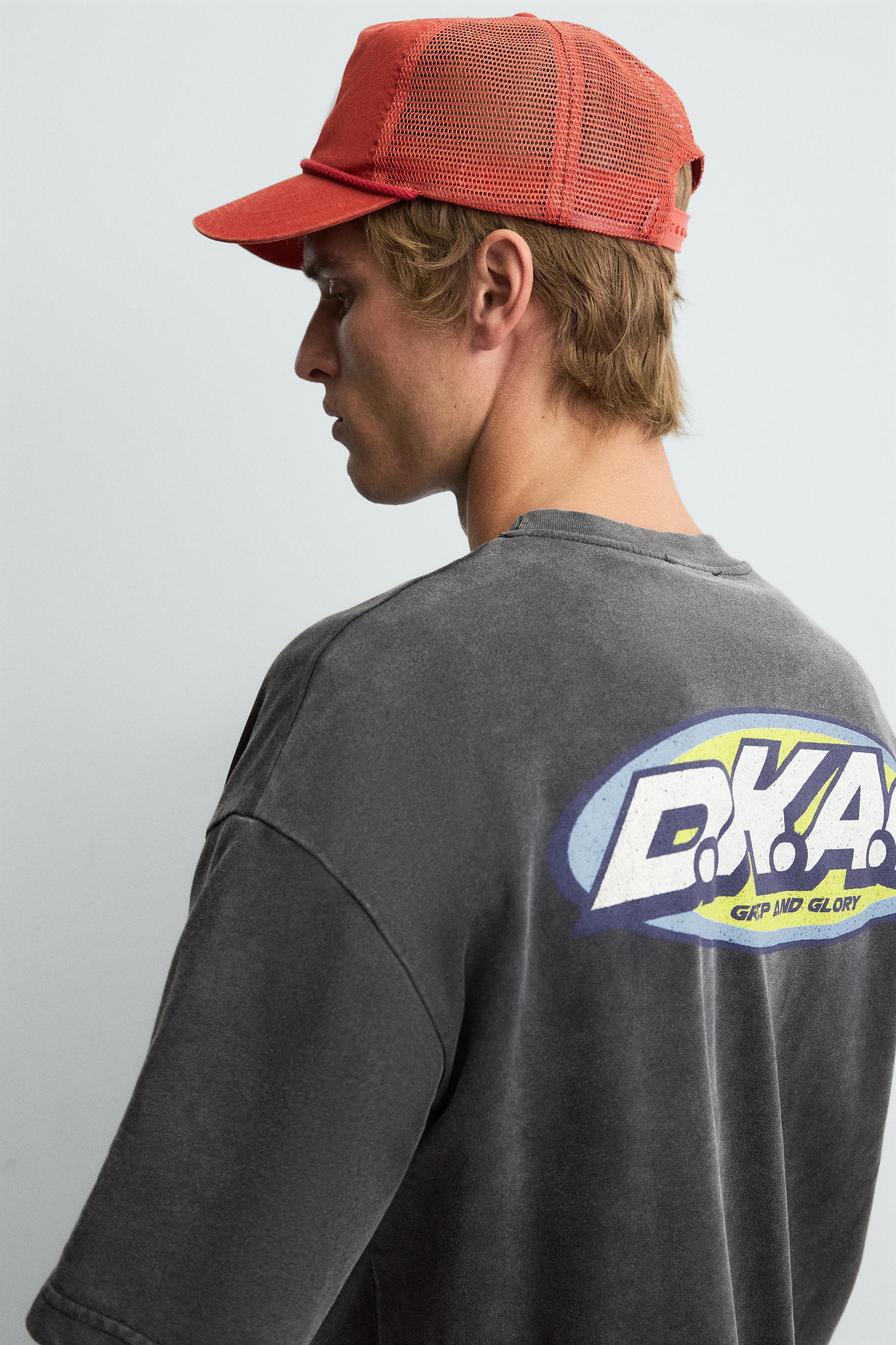 GRAPHIC LOGO T-SHIRT