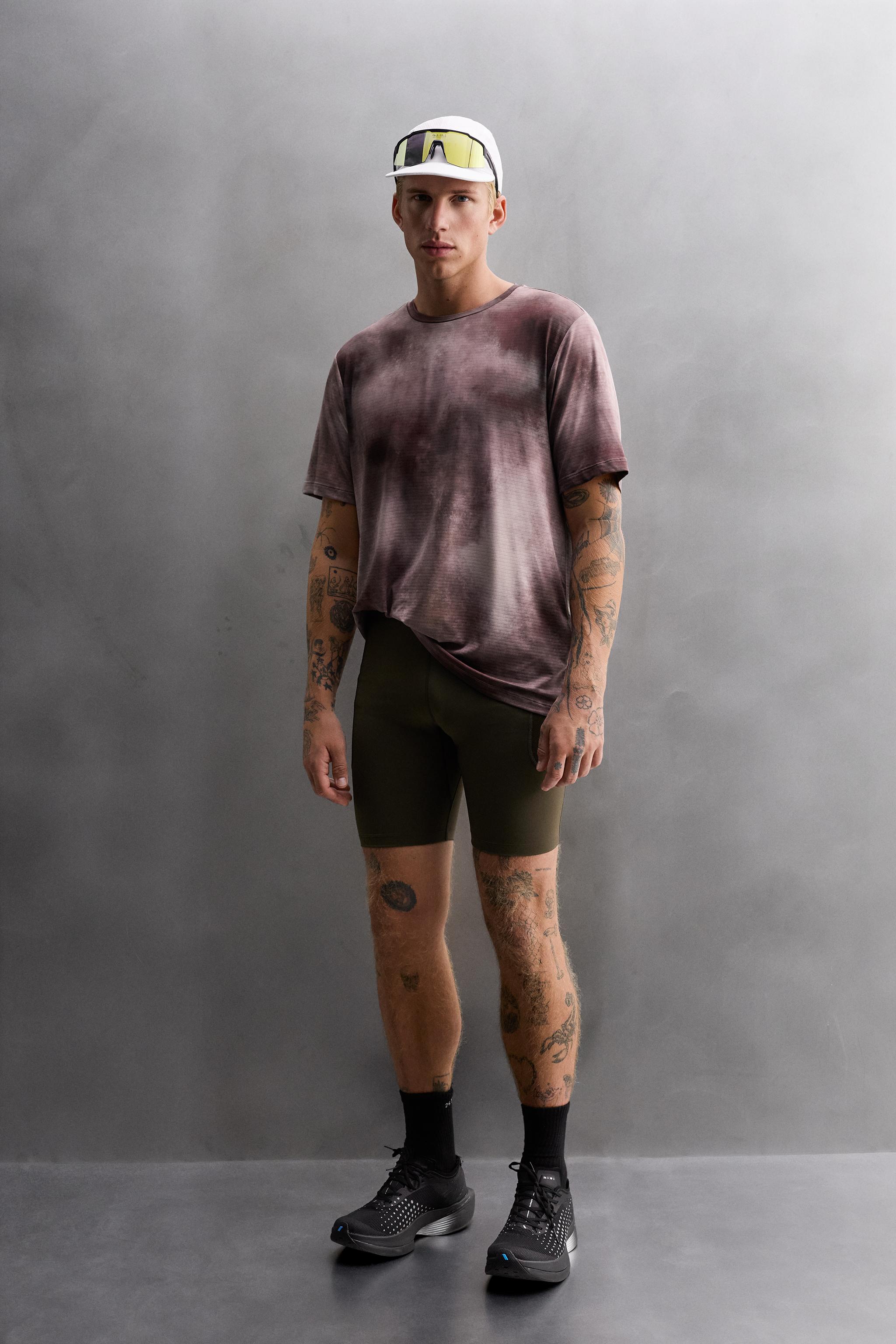 TIE-DYE PRINT PERFORATED T-SHIRT