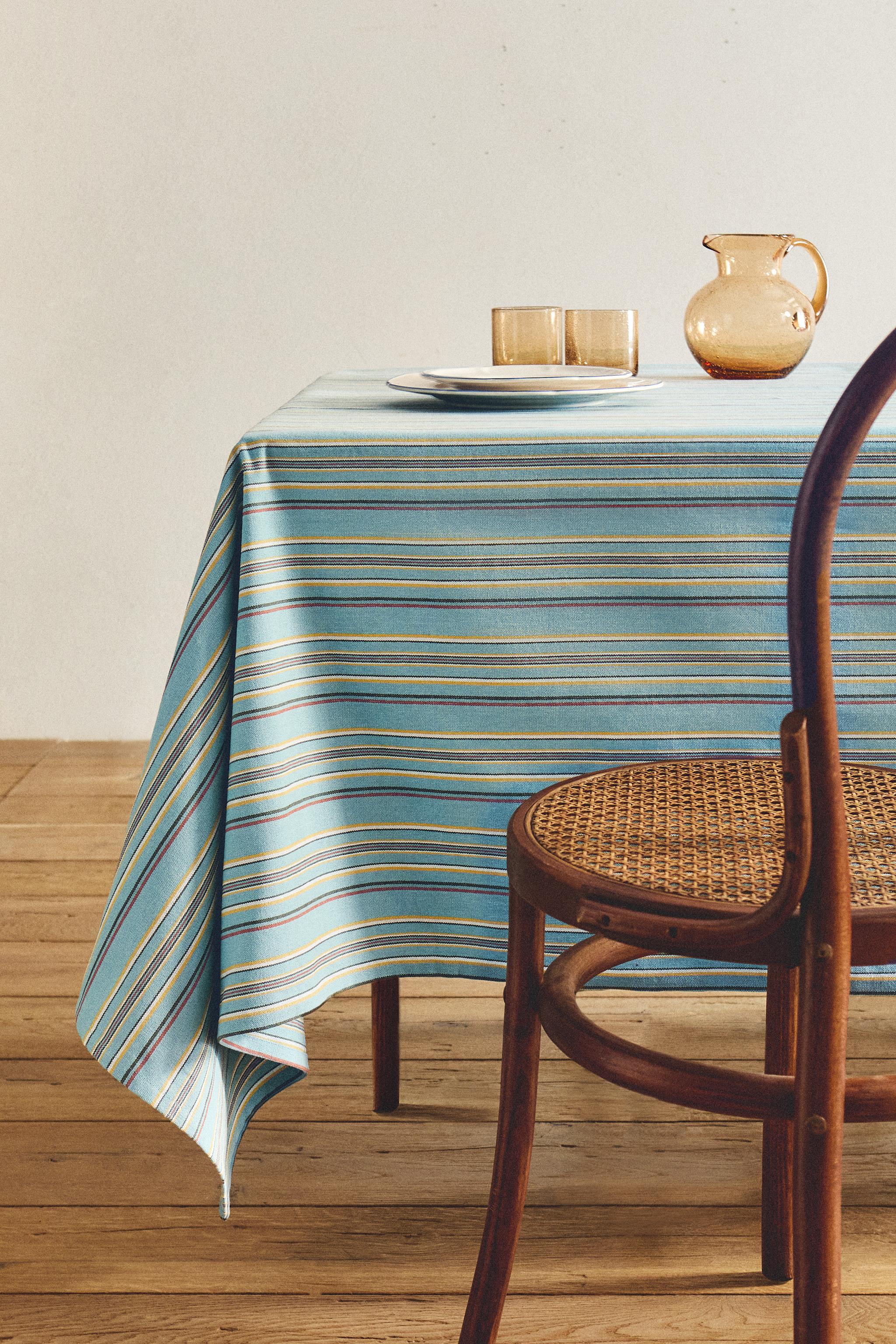 MULTICOLORED STRIPED TABLECLOTH