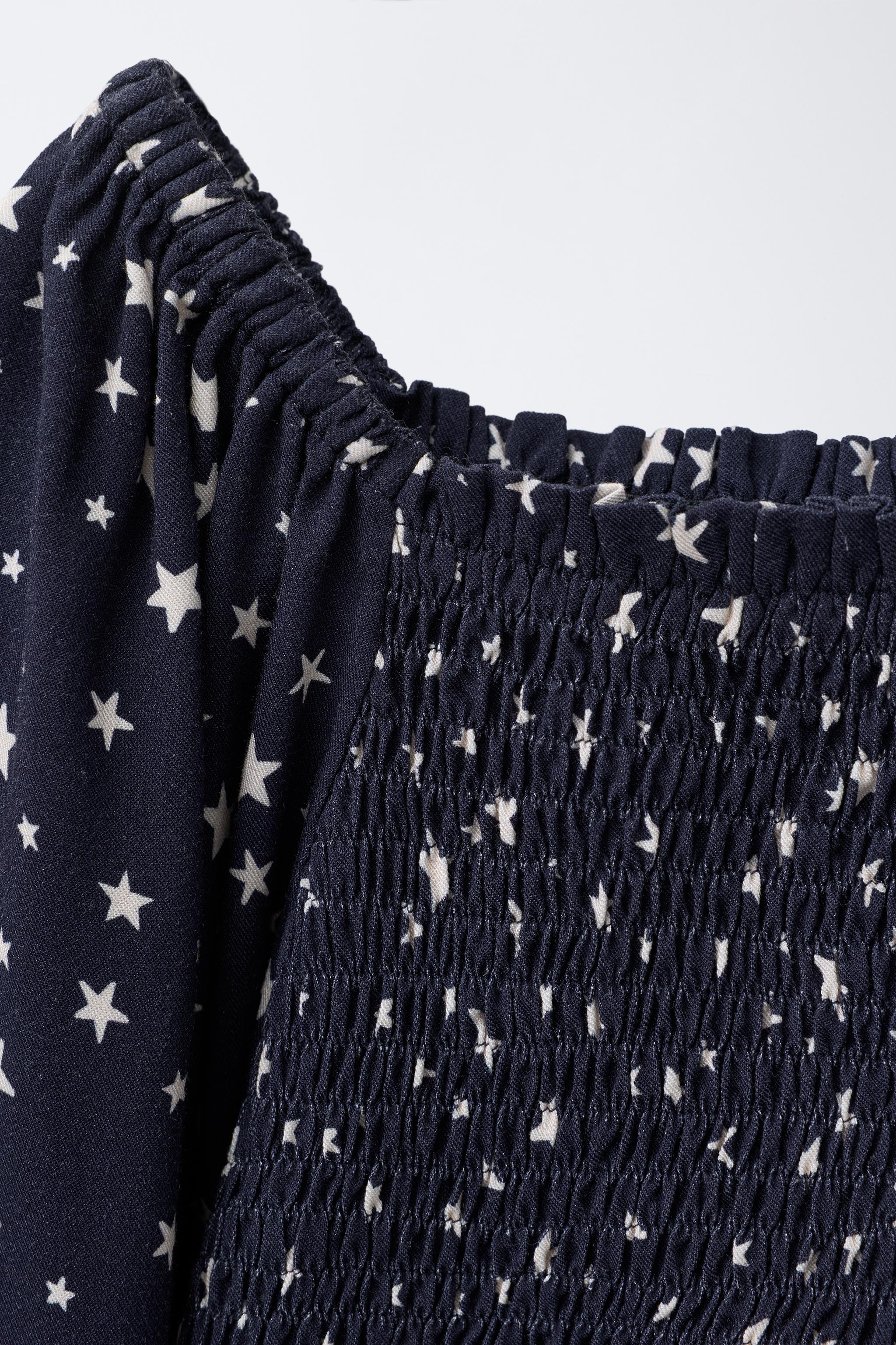 STAR PRINT ELASTICIZED TOP