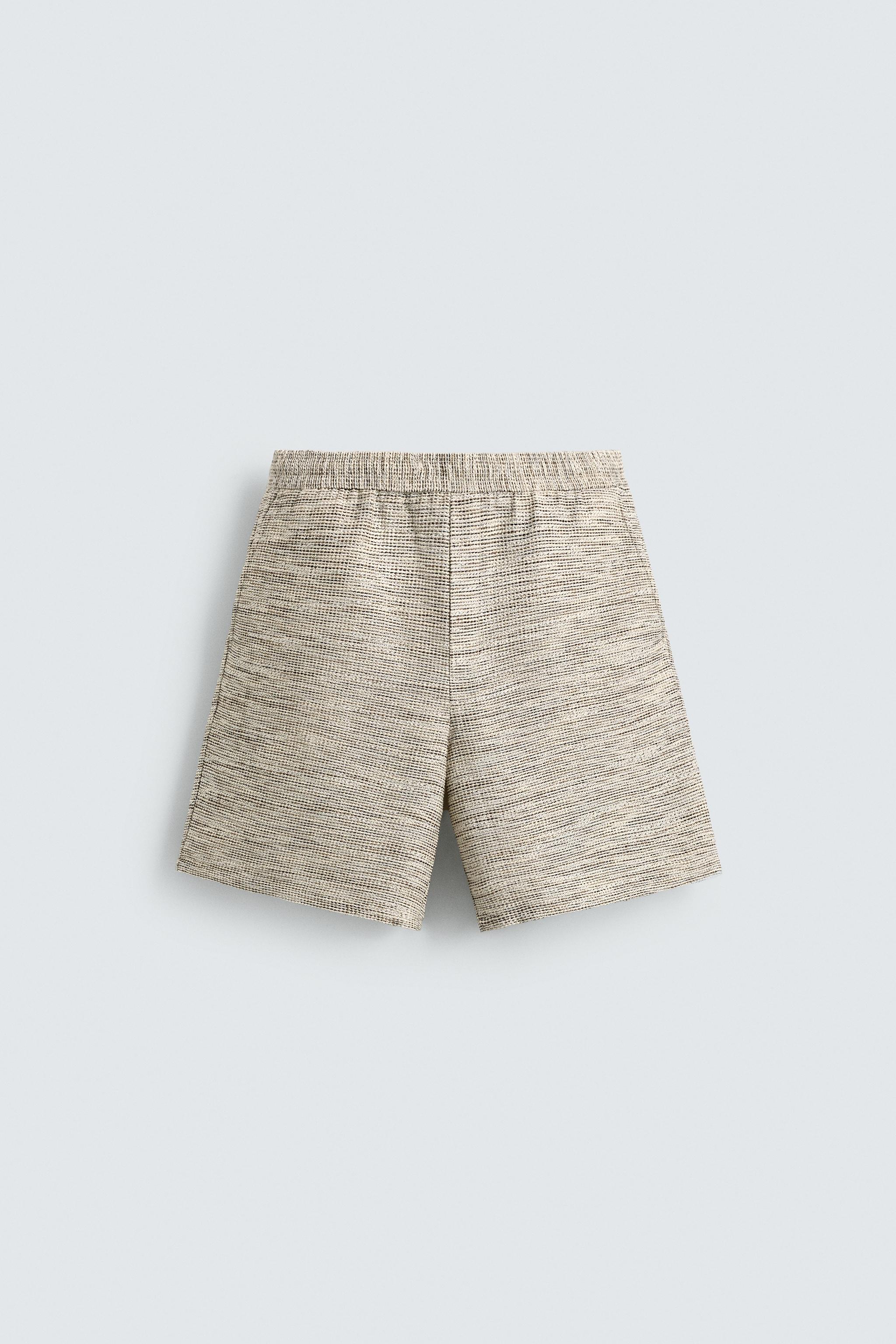 TEXTURED CONTRAST SHORTS