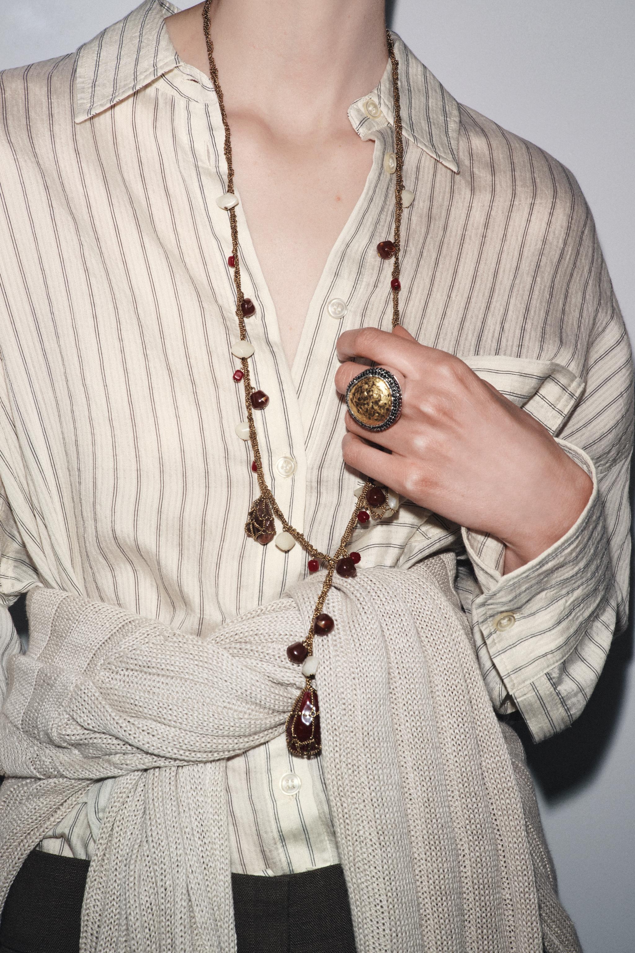 CHAIN AND STONE NECKLACE