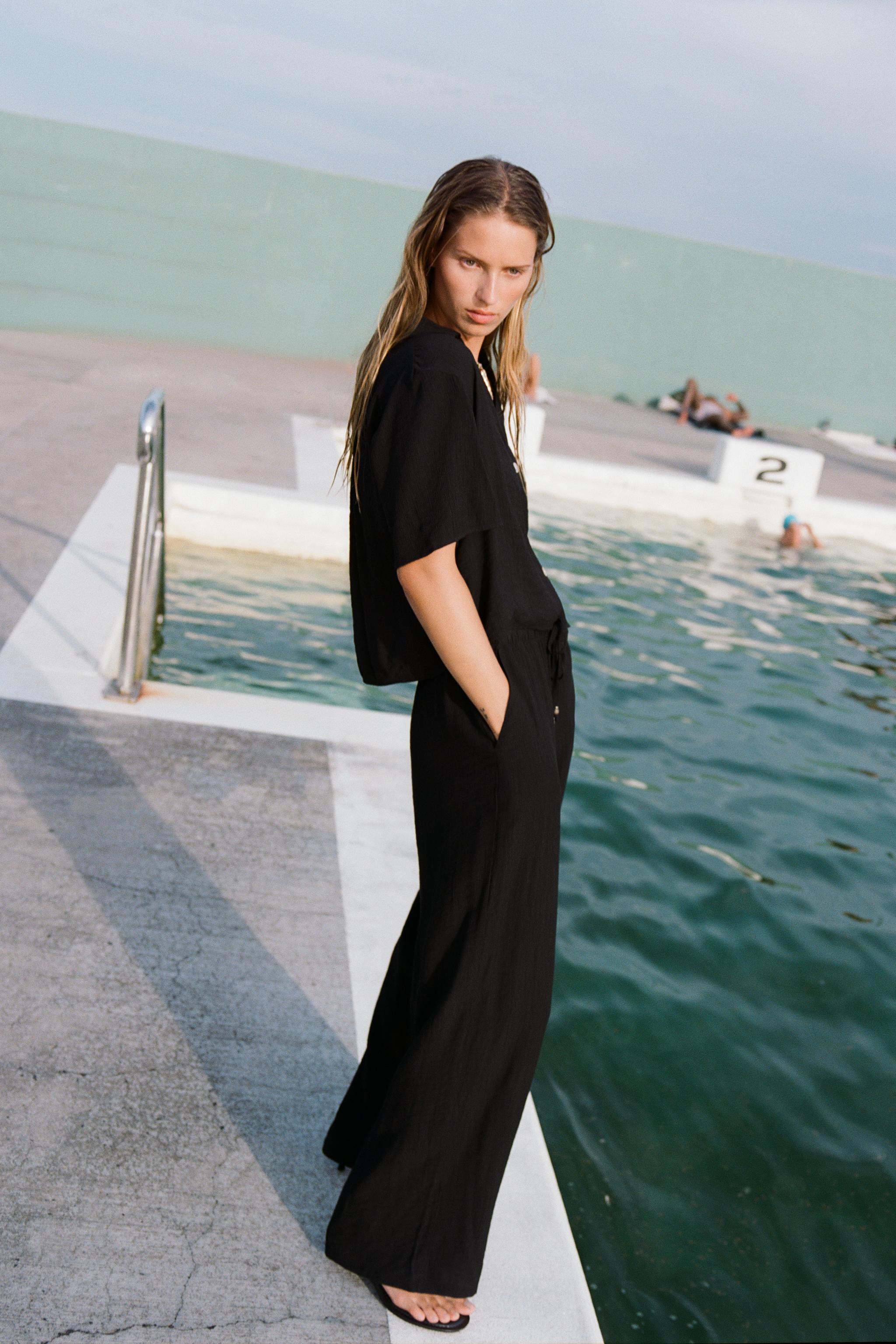 ELASTIC WAIST WIDE LEG PANTS