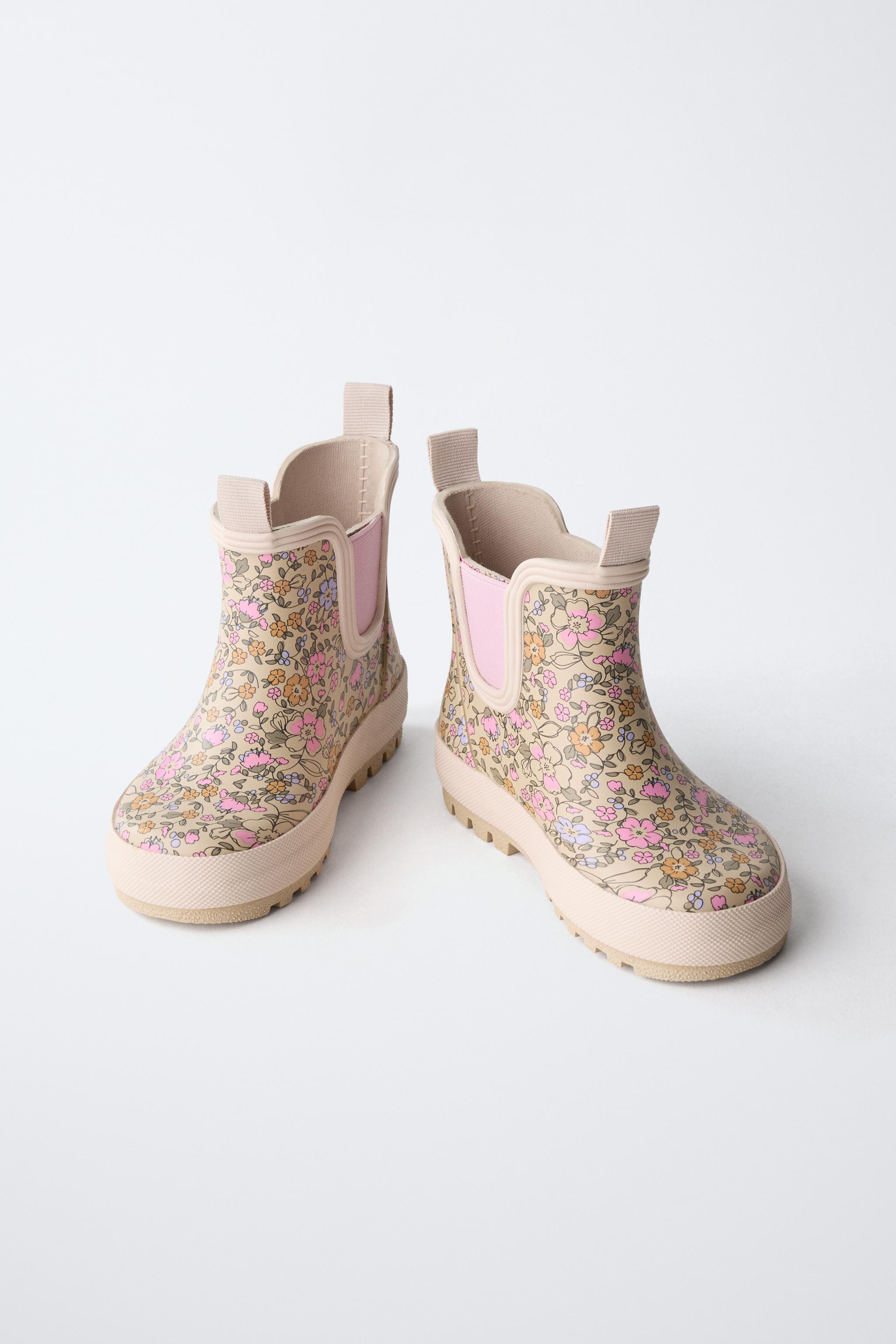 FLORAL RAIN BOOTS