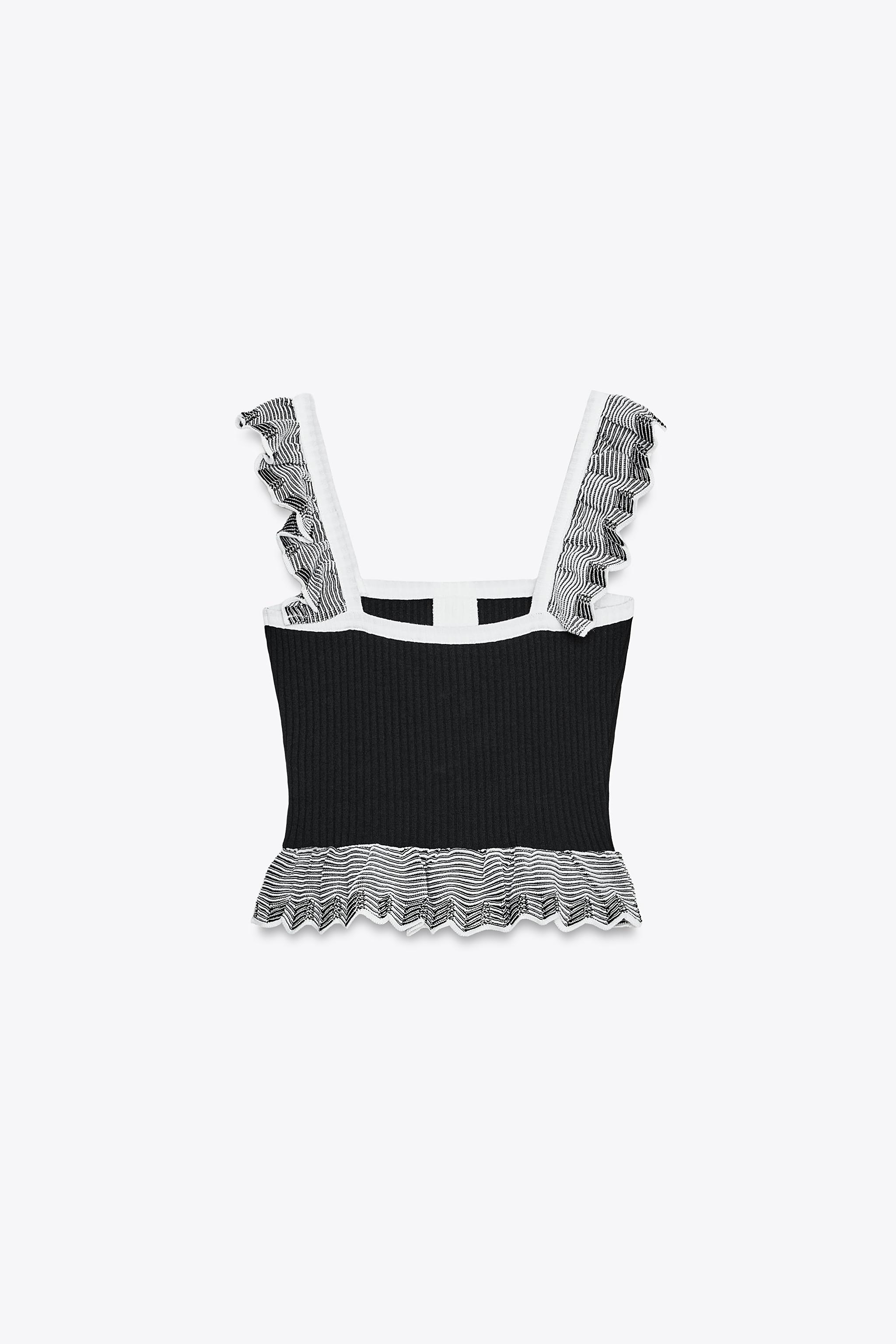 RIBBED KNIT TOP