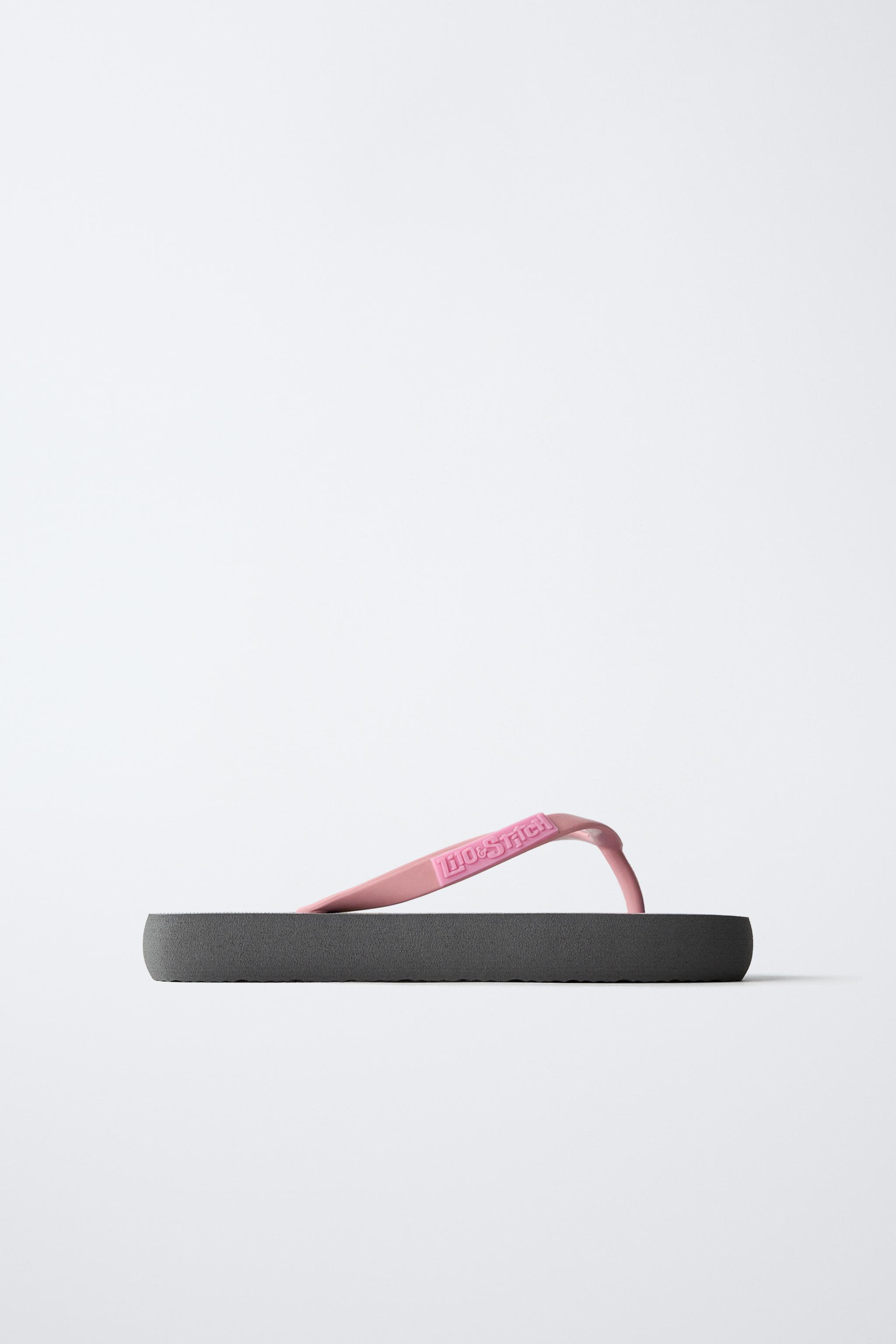 LILO & STITCH © DISNEY POOL SLIDES