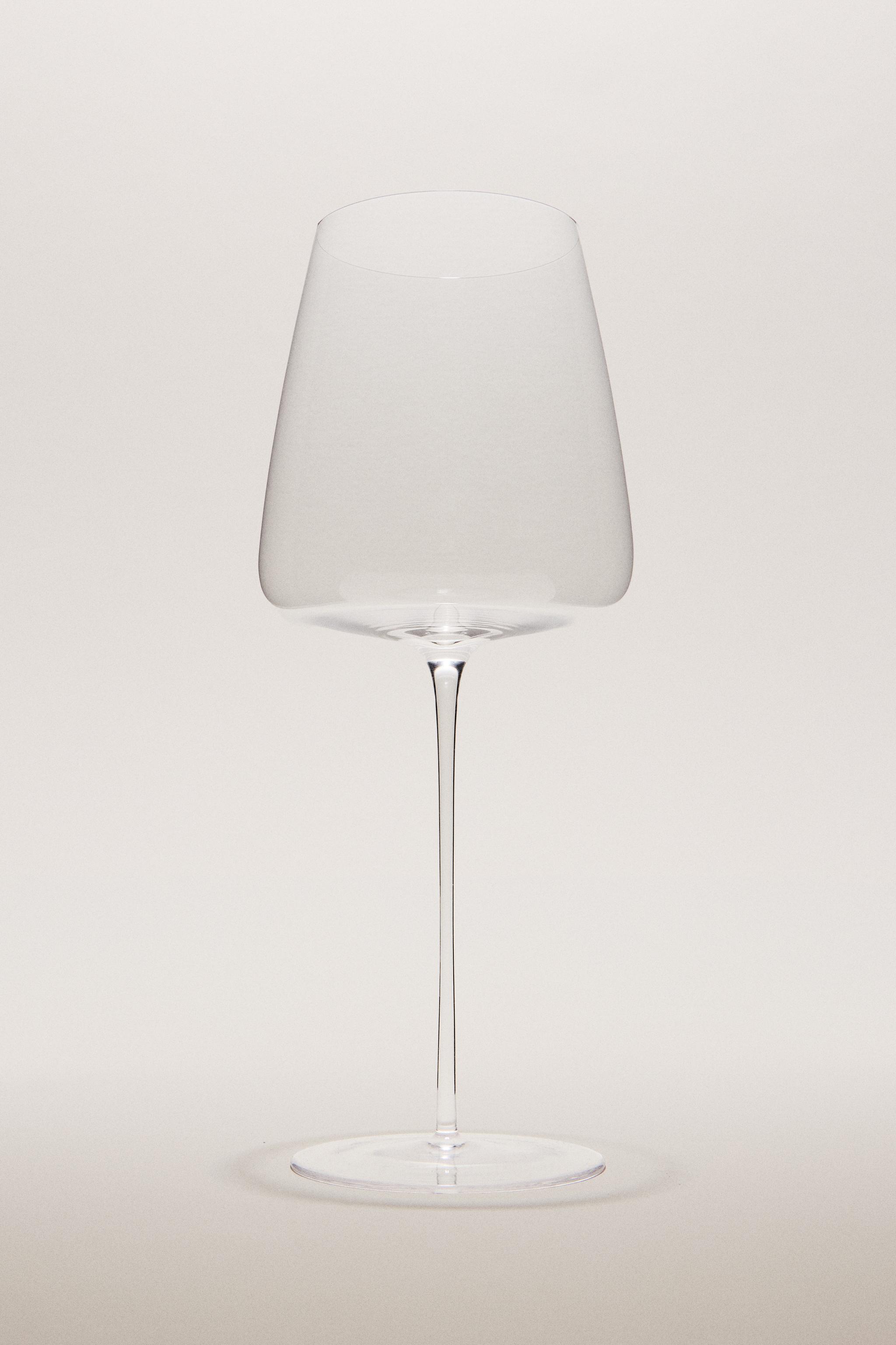 ULTRA LIGHTWEIGHT GLASS WINE GLASS