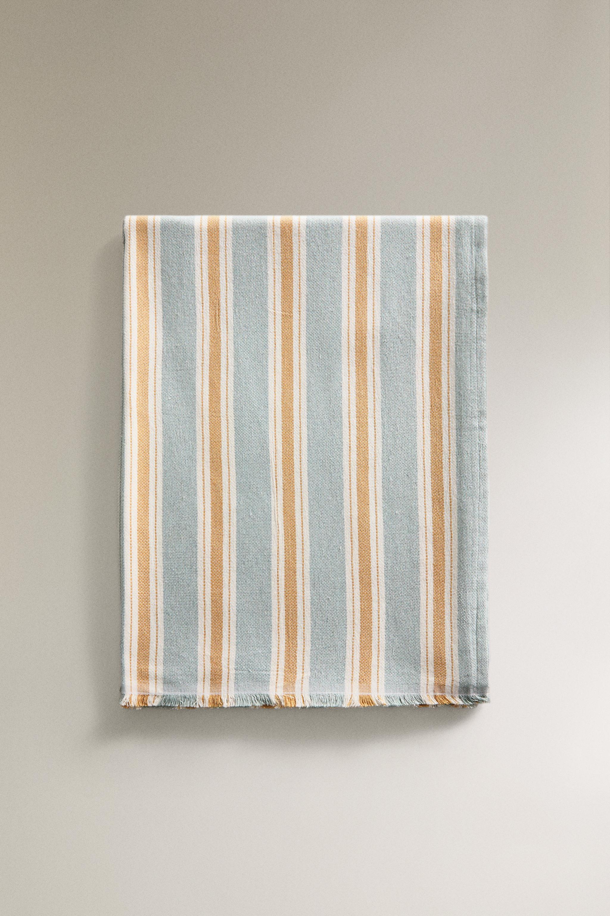 PLAIN MULTI-PURPOSE BLANKET