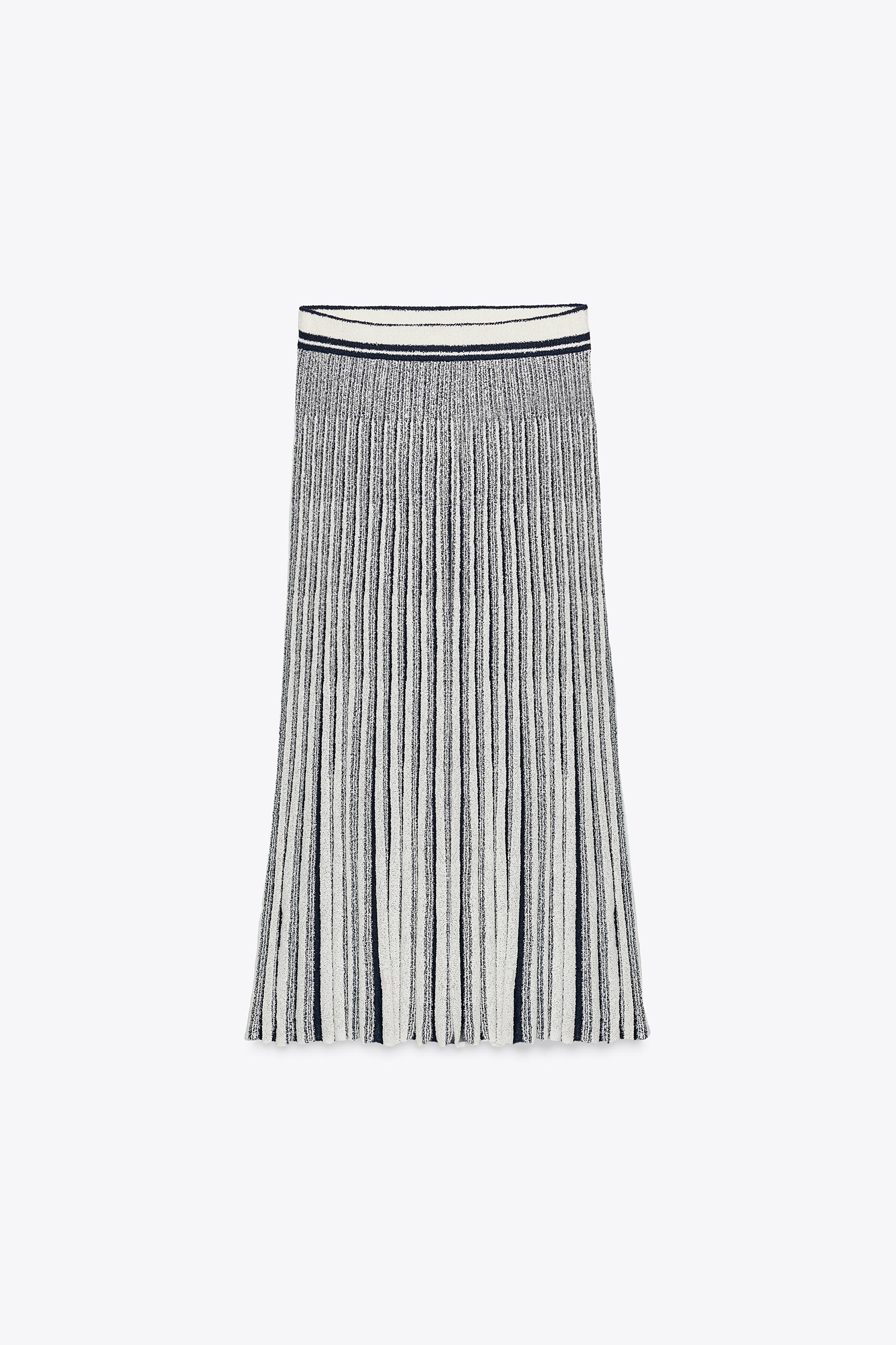 STRIPED CUT-OUT KNIT SKIRT