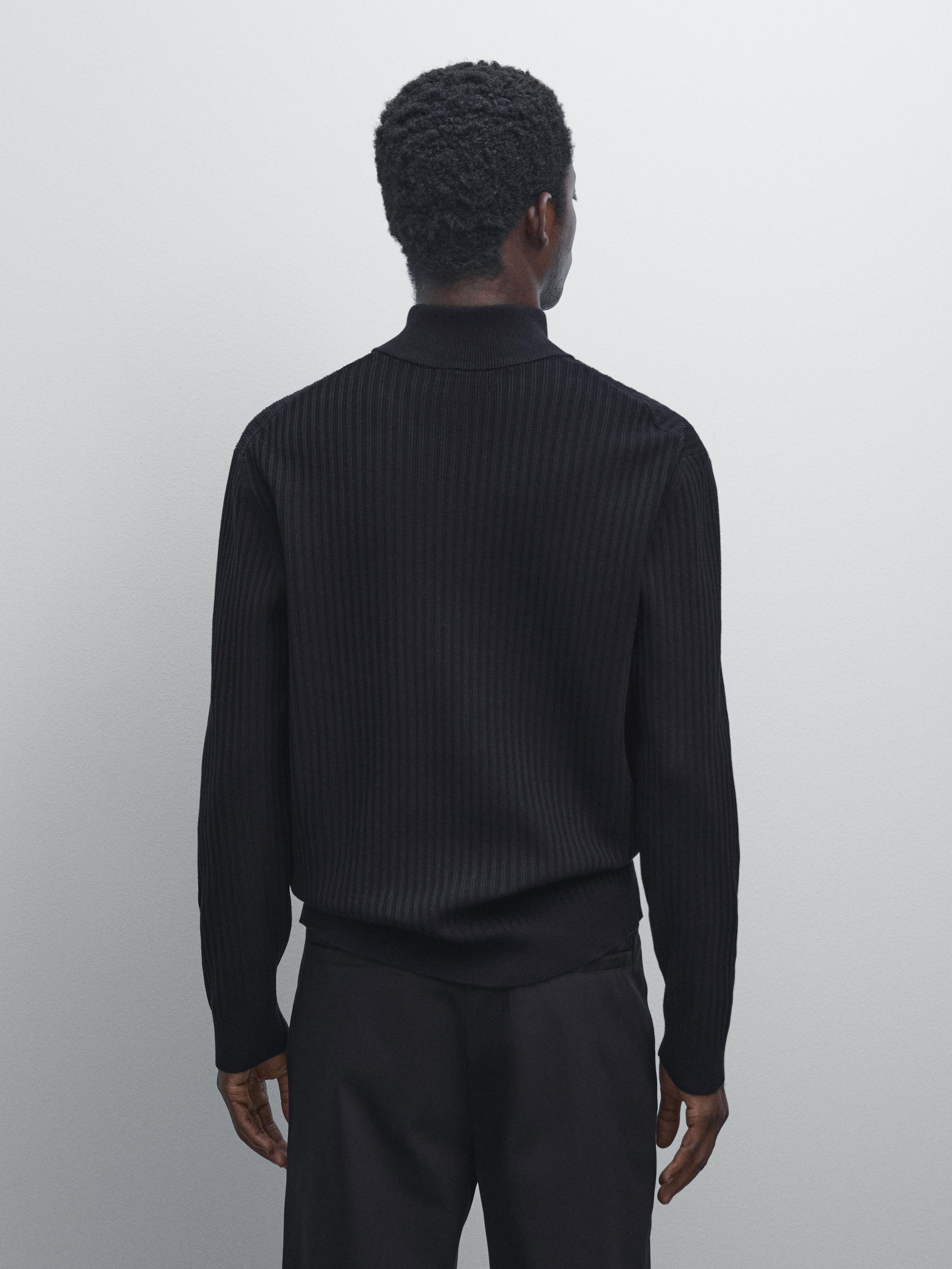 Mock neck knit sweater