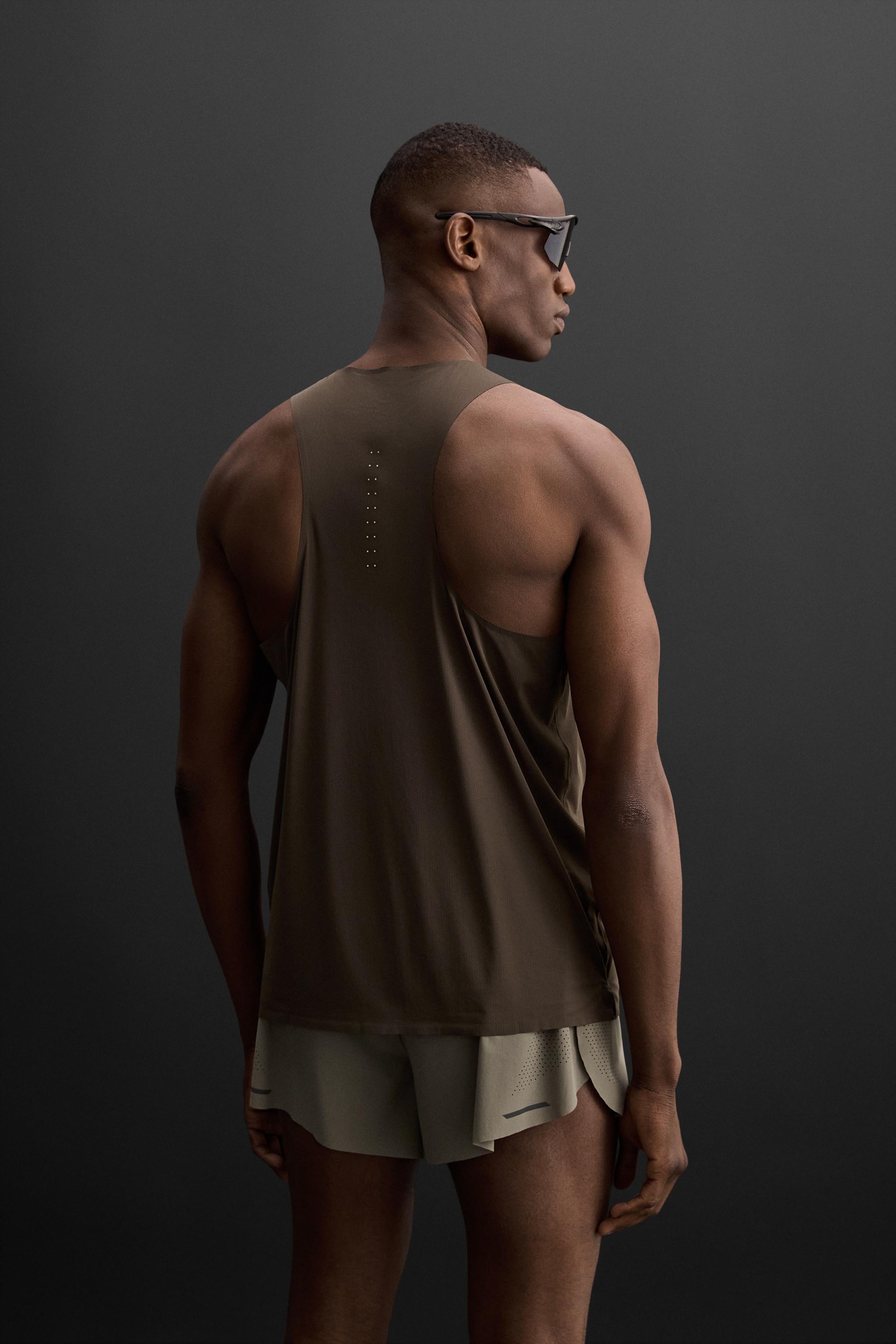 LIGHTWEIGHT TECHNICAL TANK TOP