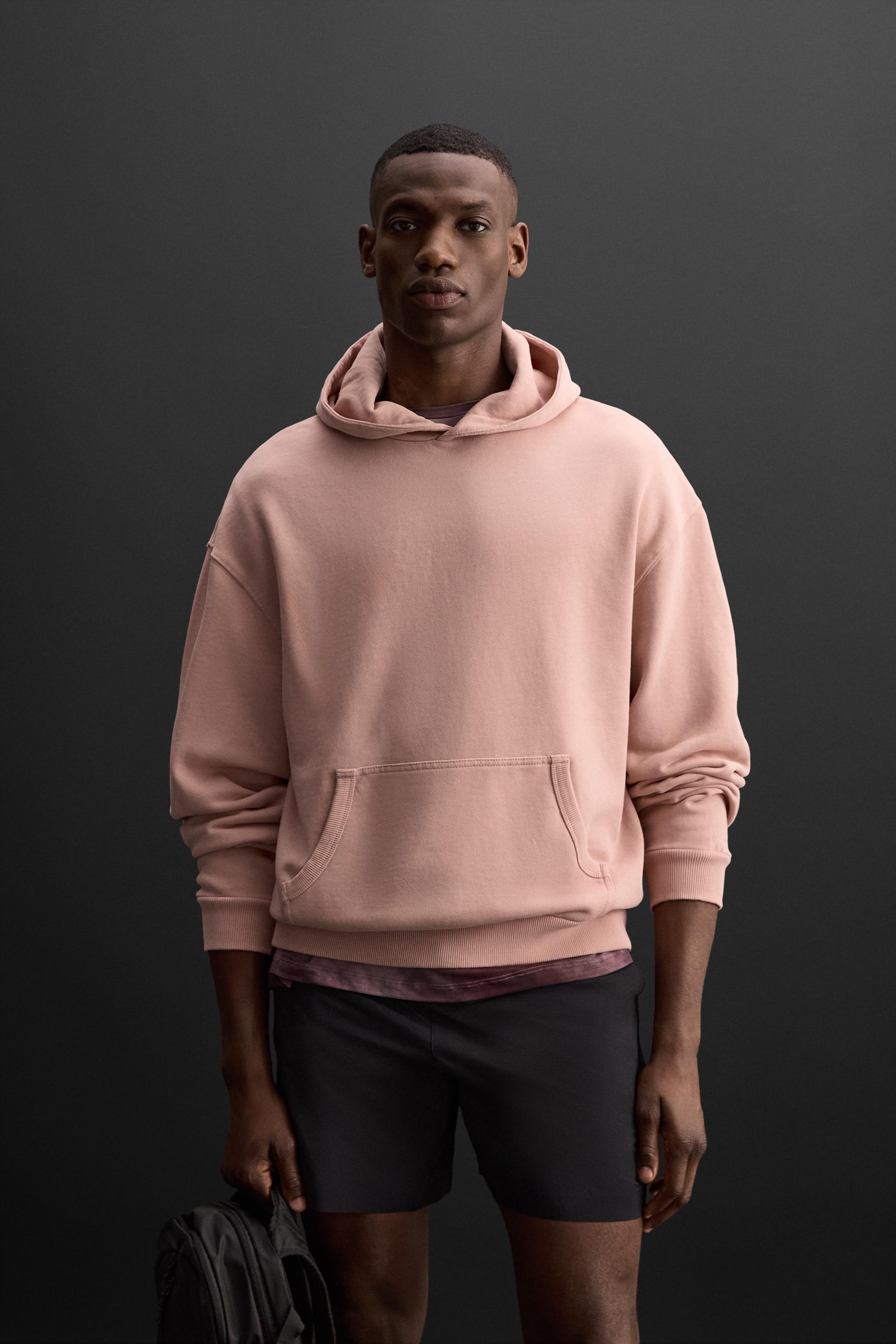 EMBROIDERED HOODIE SWEATSHIRT