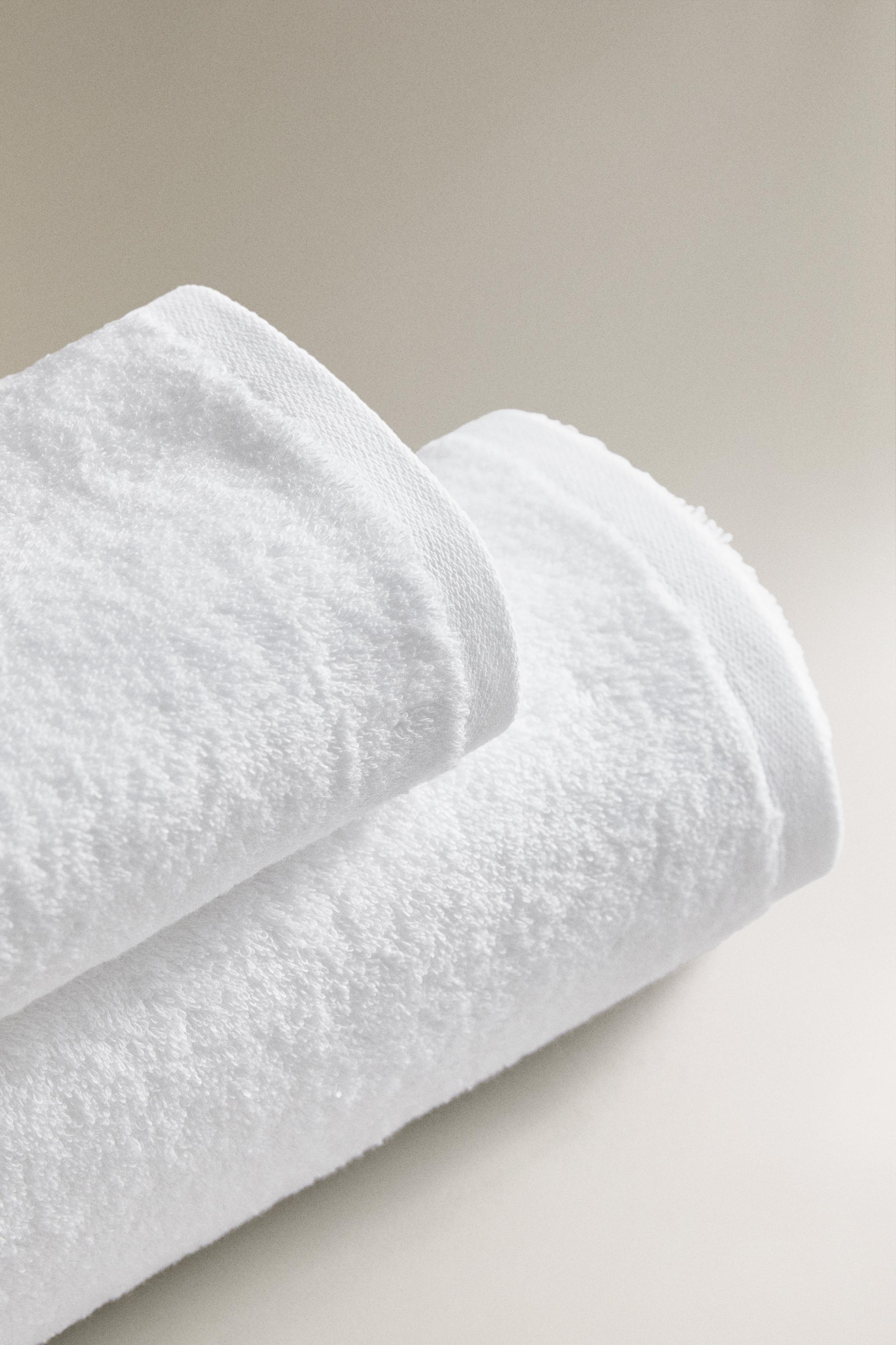 EXTRA SOFT BATH TOWEL