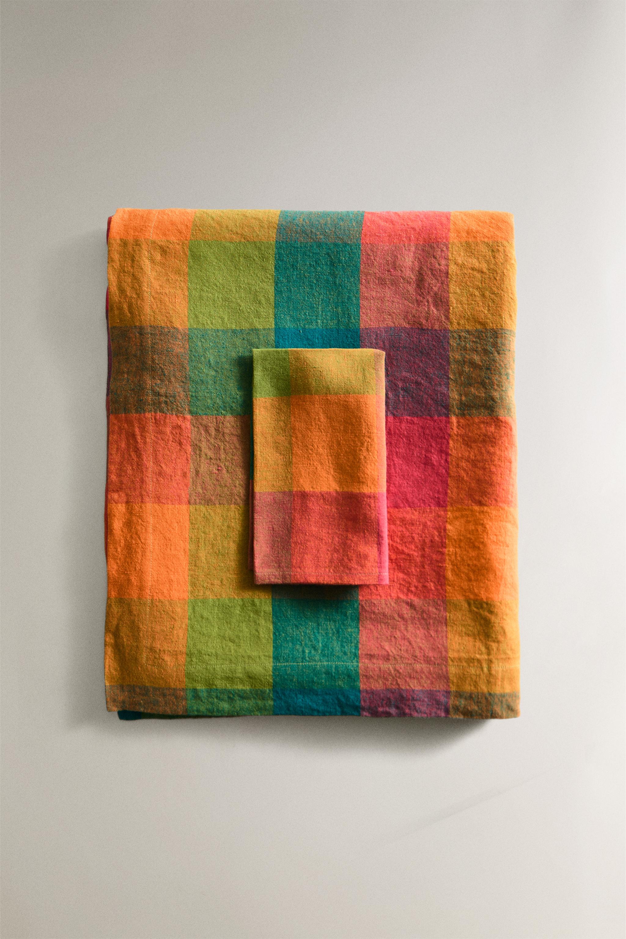 MULTICOLORED CHECK LINEN TABLECLOTH